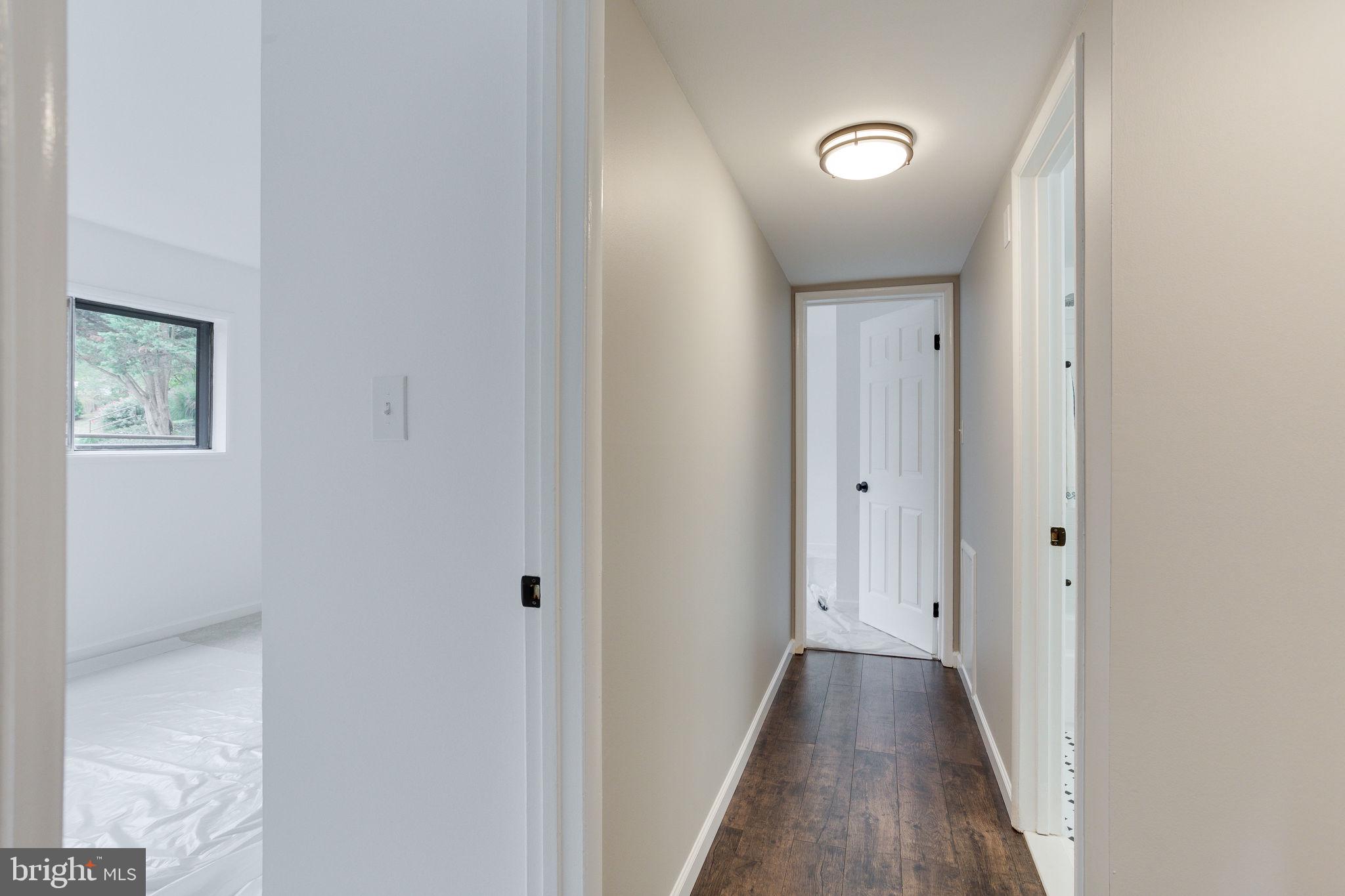 MCLEAN HILLS - Residential