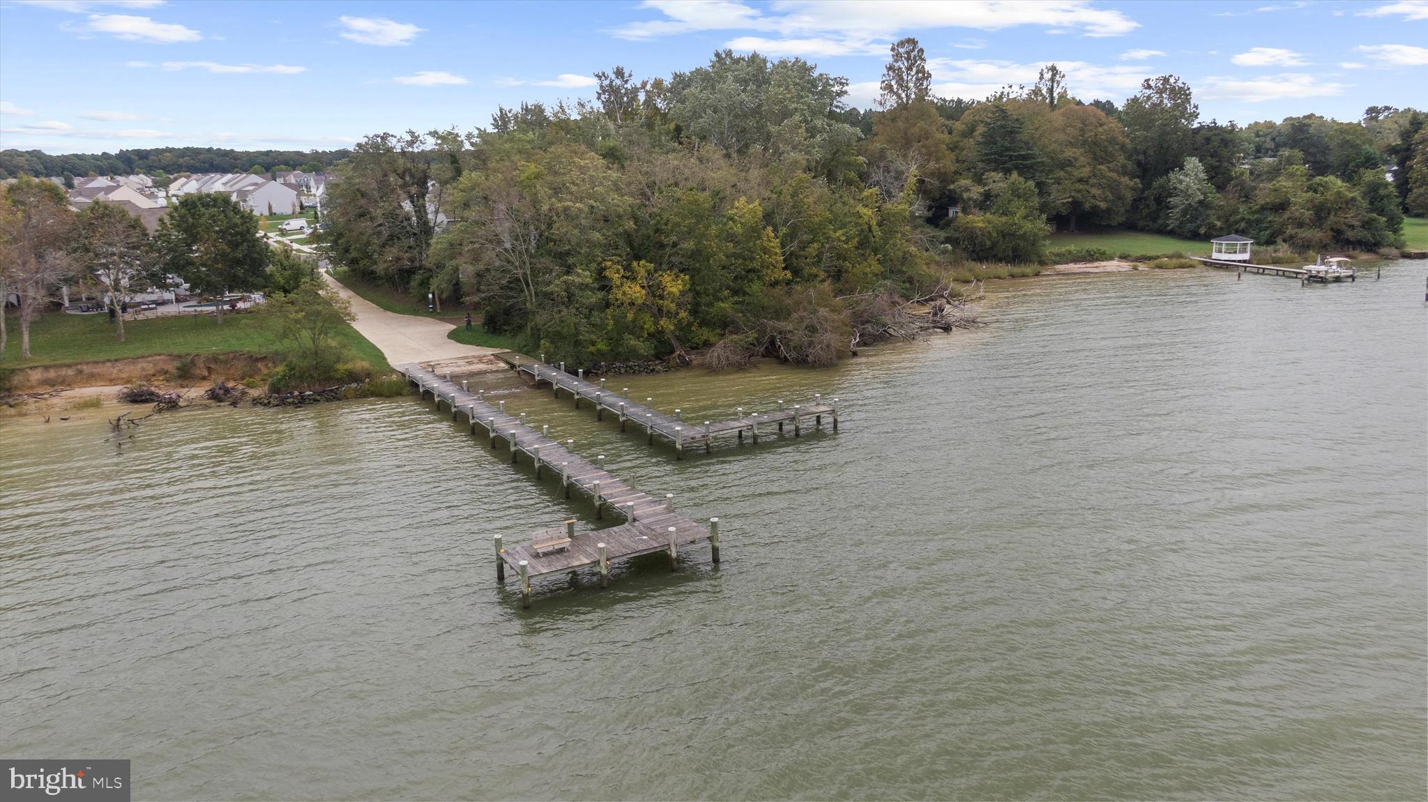 LONG BOAT ESTATES - Residential