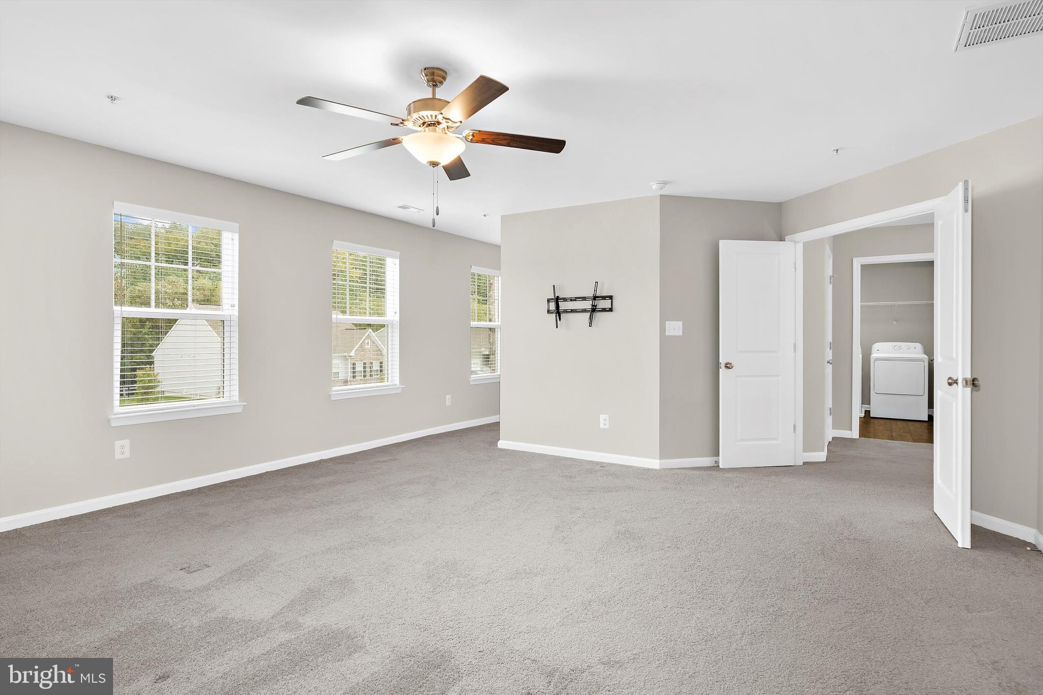 LONG BOAT ESTATES - Residential