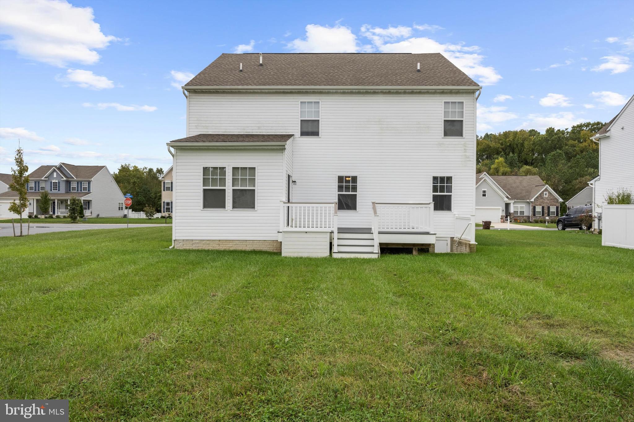 LONG BOAT ESTATES - Residential