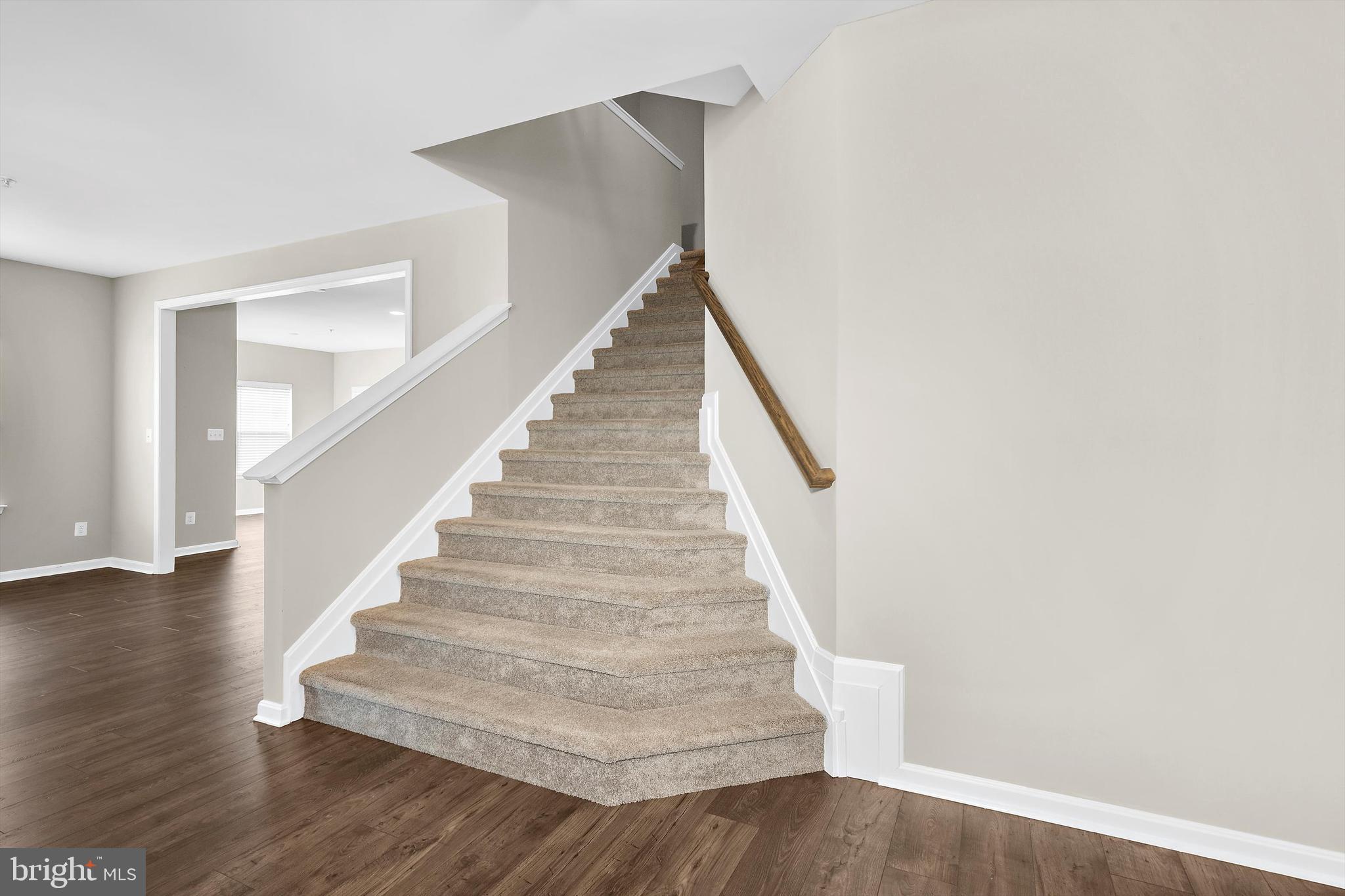 LONG BOAT ESTATES - Residential