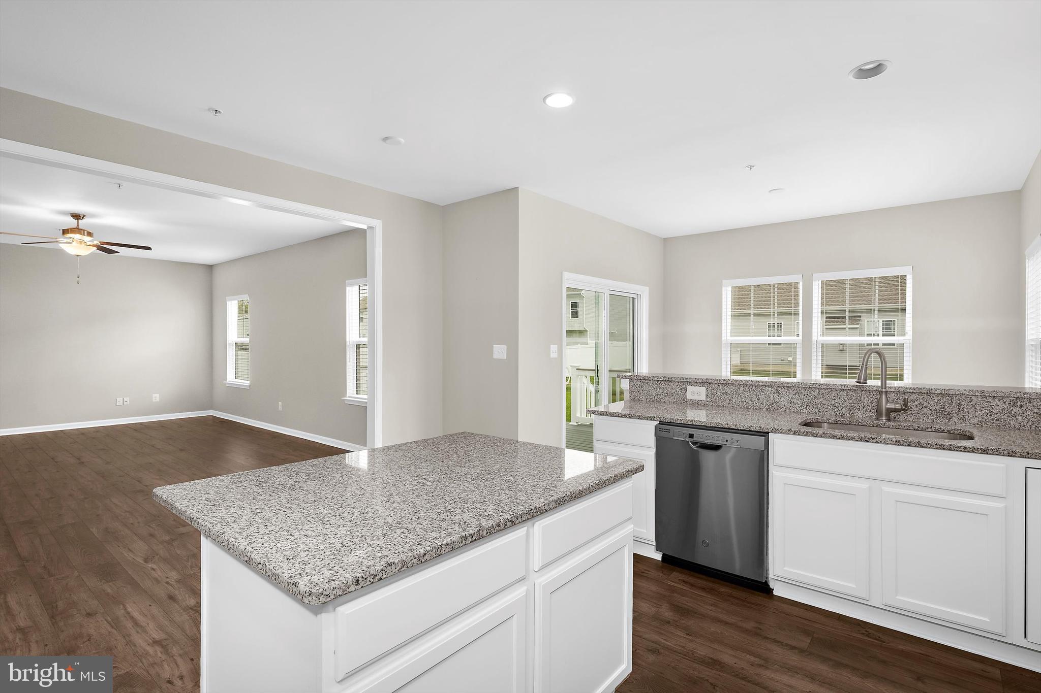 LONG BOAT ESTATES - Residential