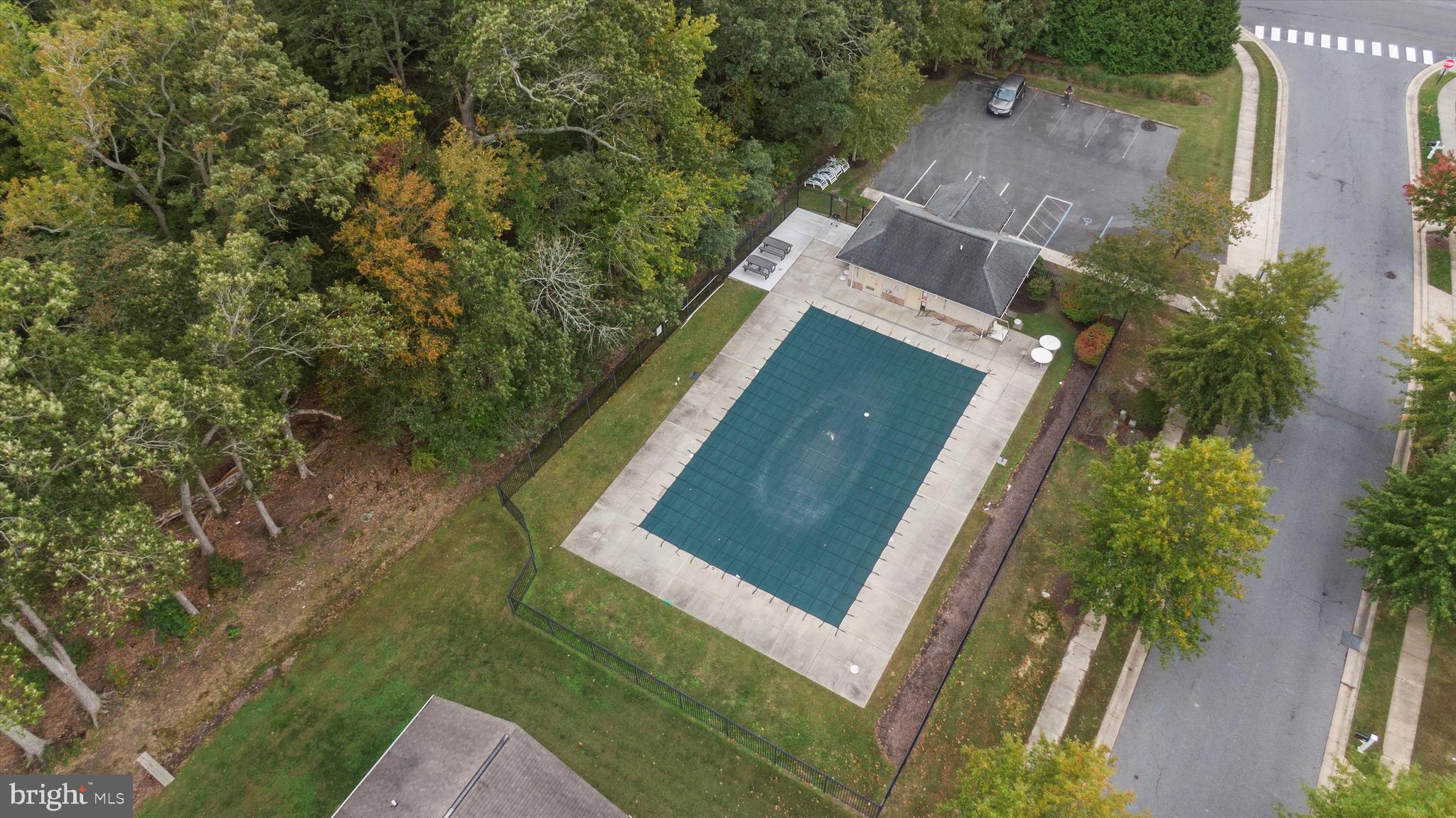 LONG BOAT ESTATES - Residential