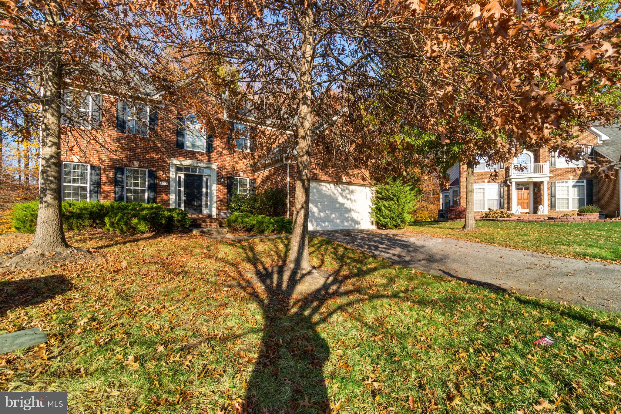 OAK CREEK CLUB - Residential