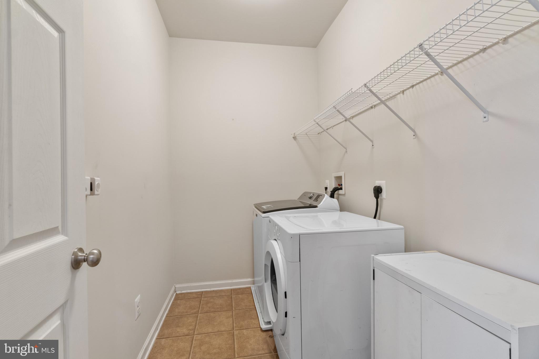 OAK CREEK CLUB - Residential