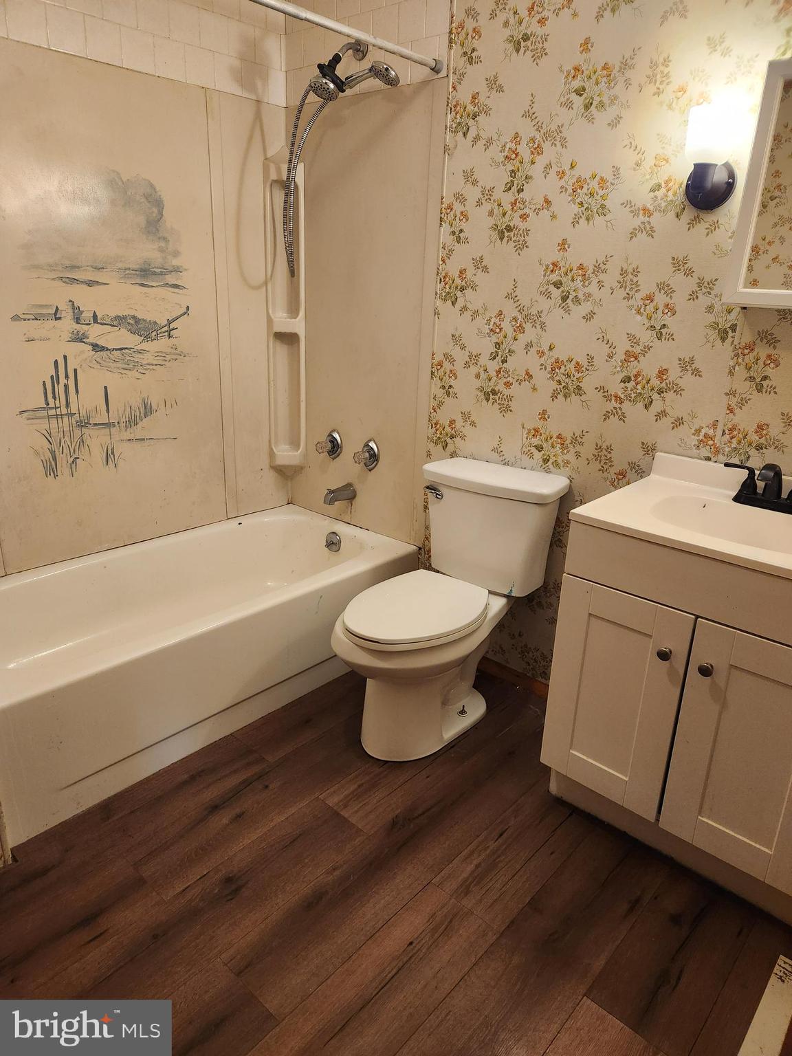 GLENWOOD FOREST - Residential Lease