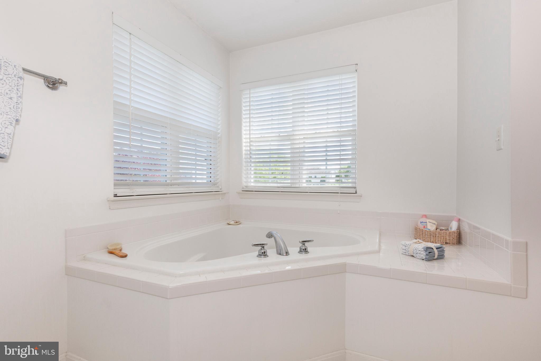 HALLIE HILL FARM - Residential