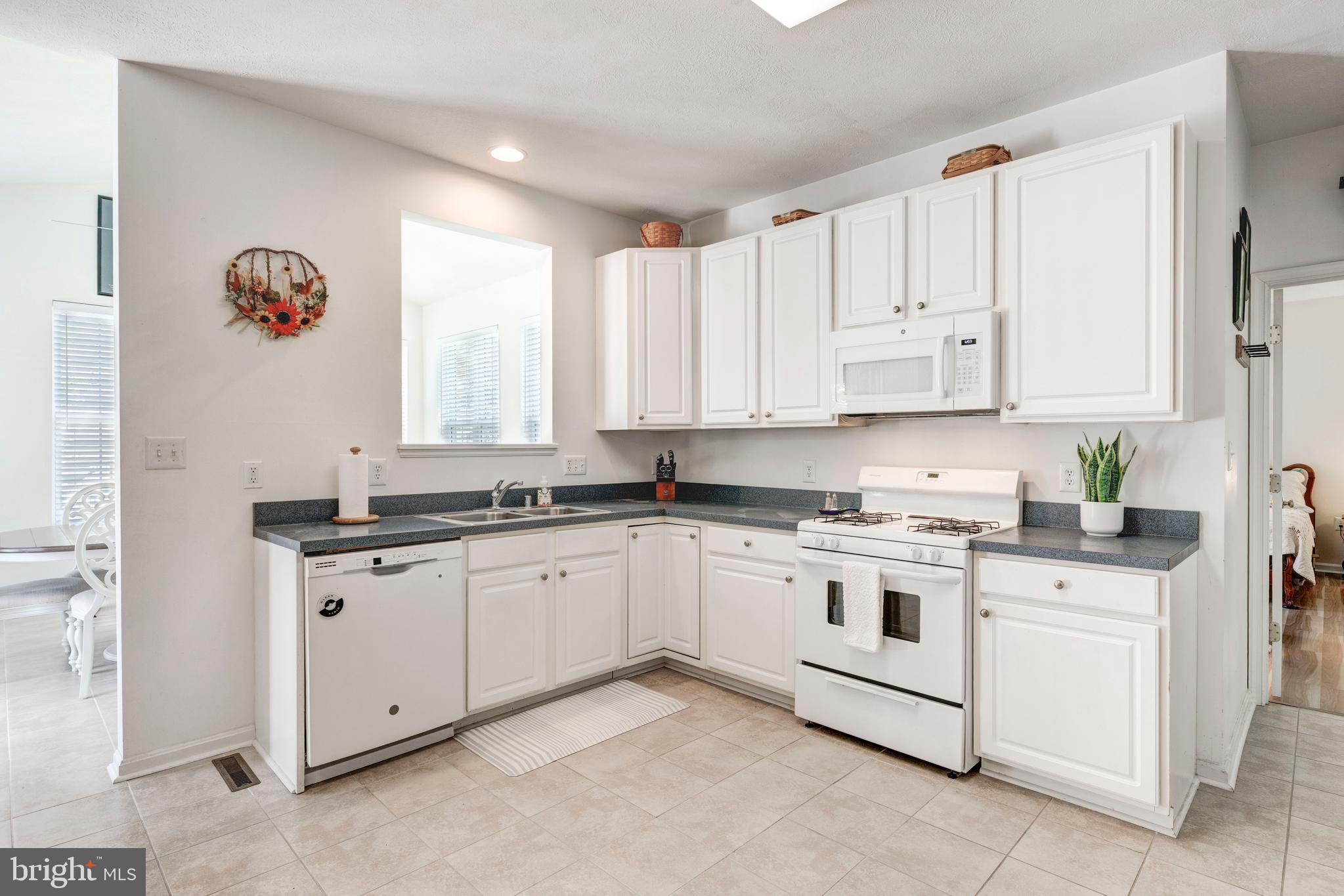 HALLIE HILL FARM - Residential