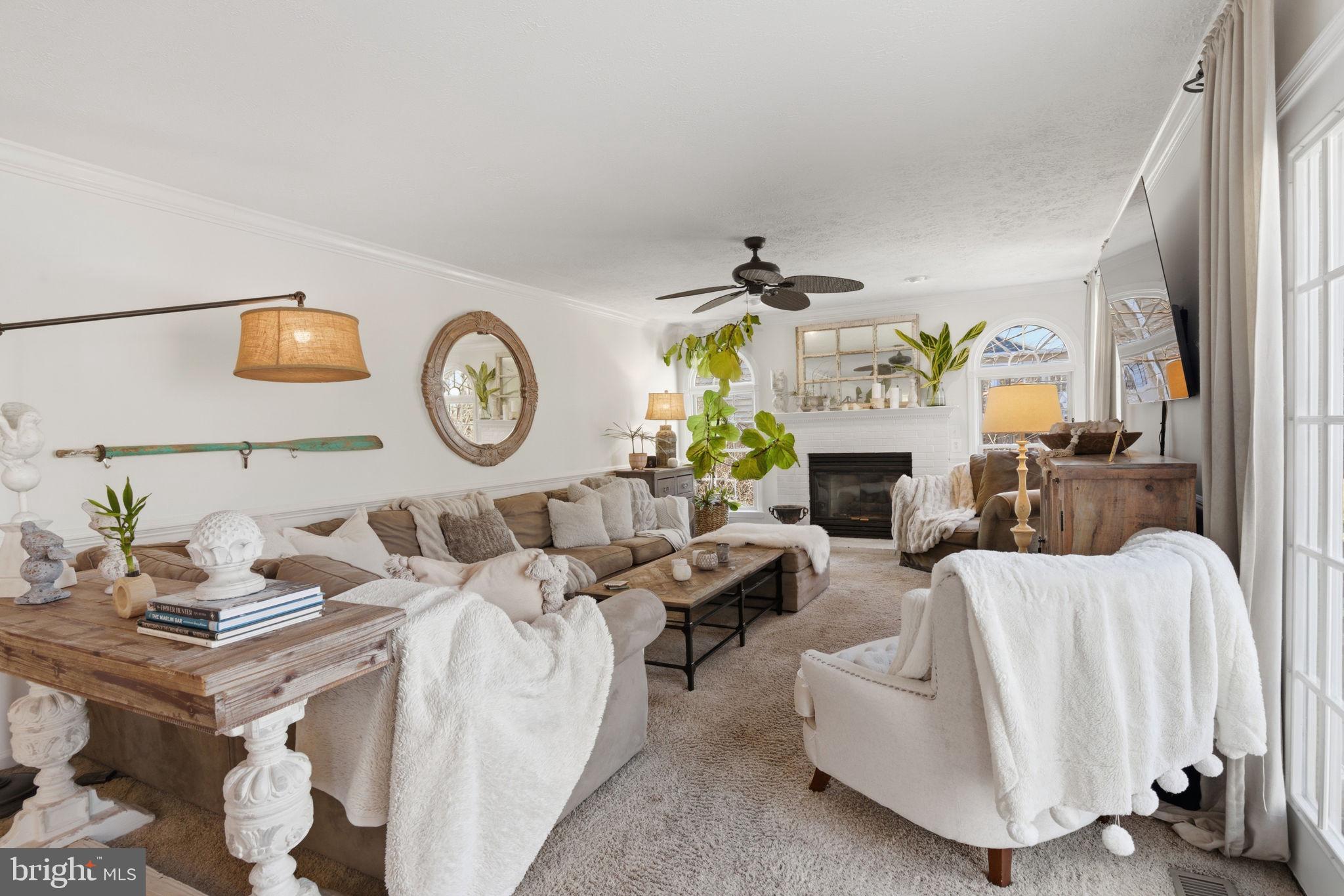 KINGS CHARTER - Residential