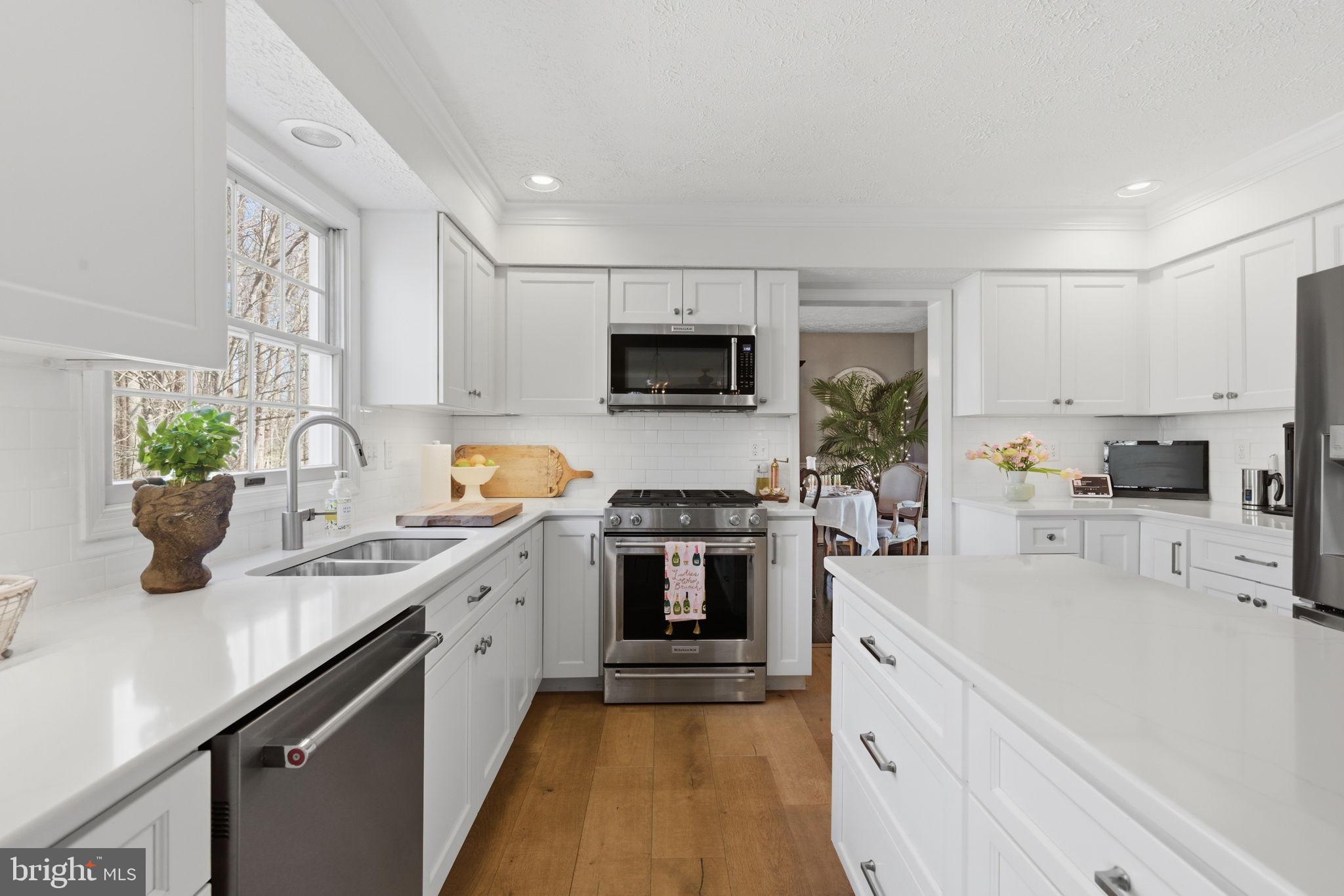 KINGS CHARTER - Residential