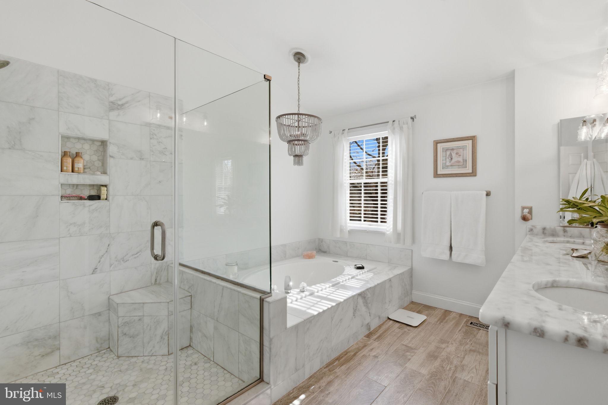 KINGS CHARTER - Residential