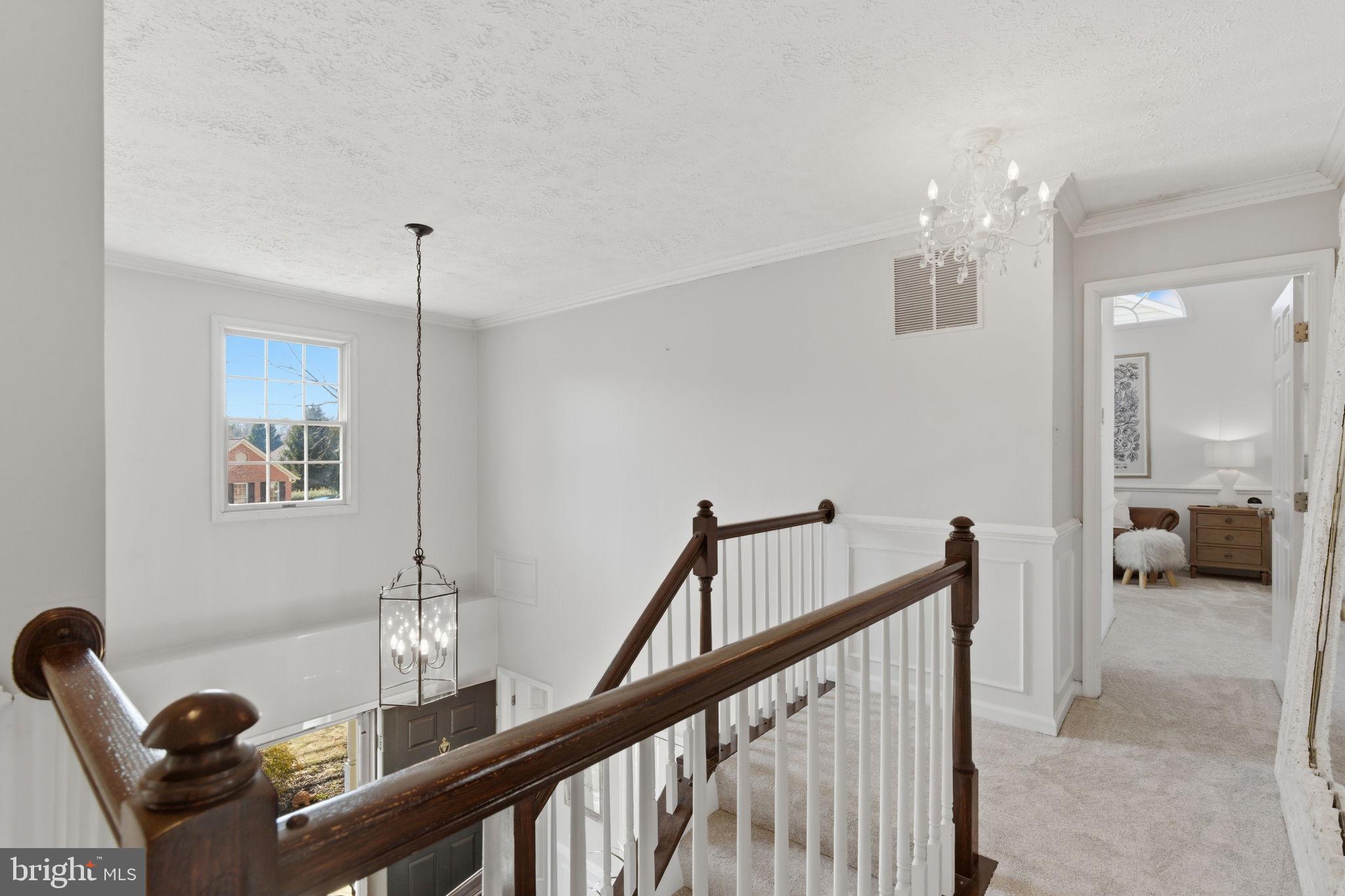 KINGS CHARTER - Residential