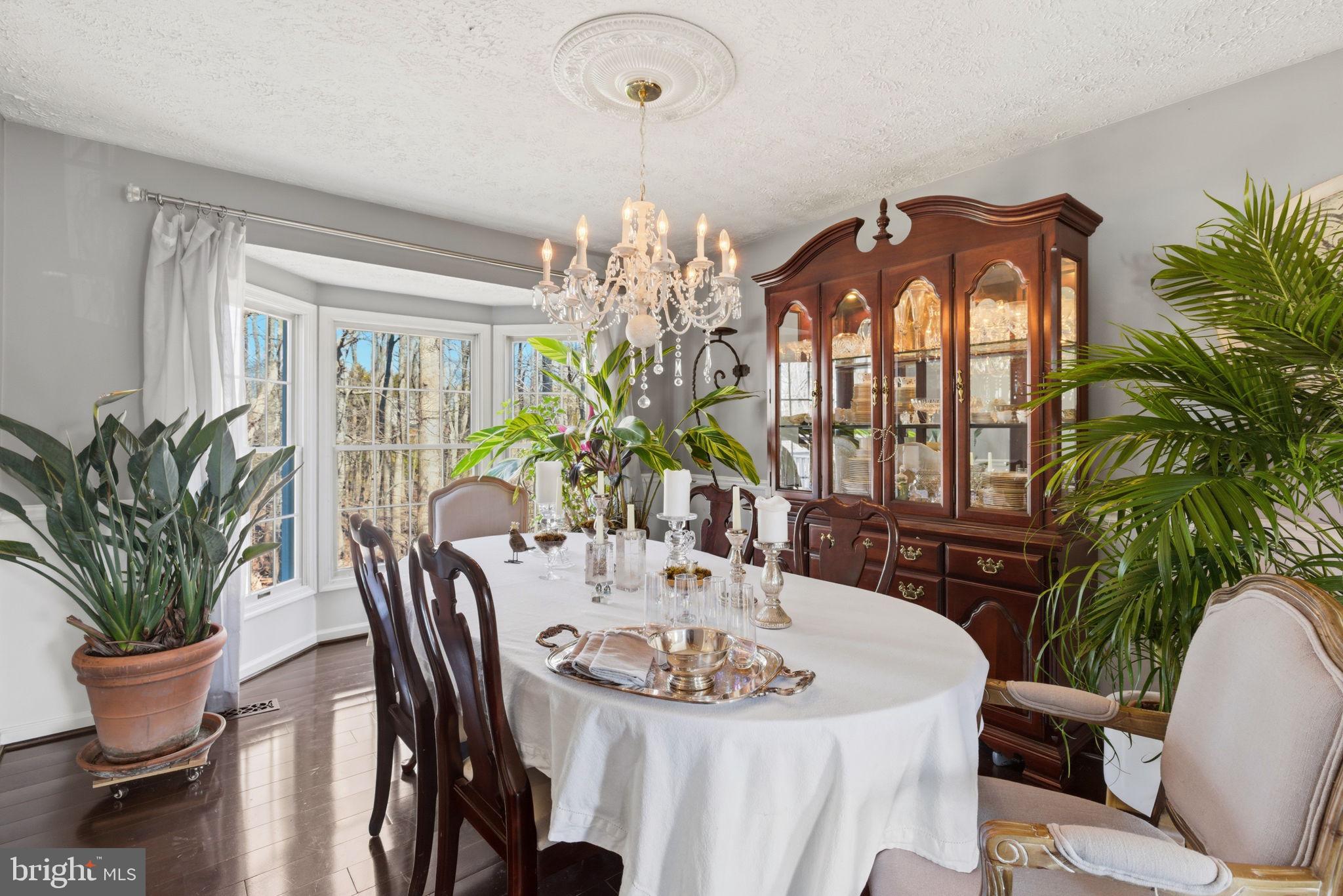 KINGS CHARTER - Residential