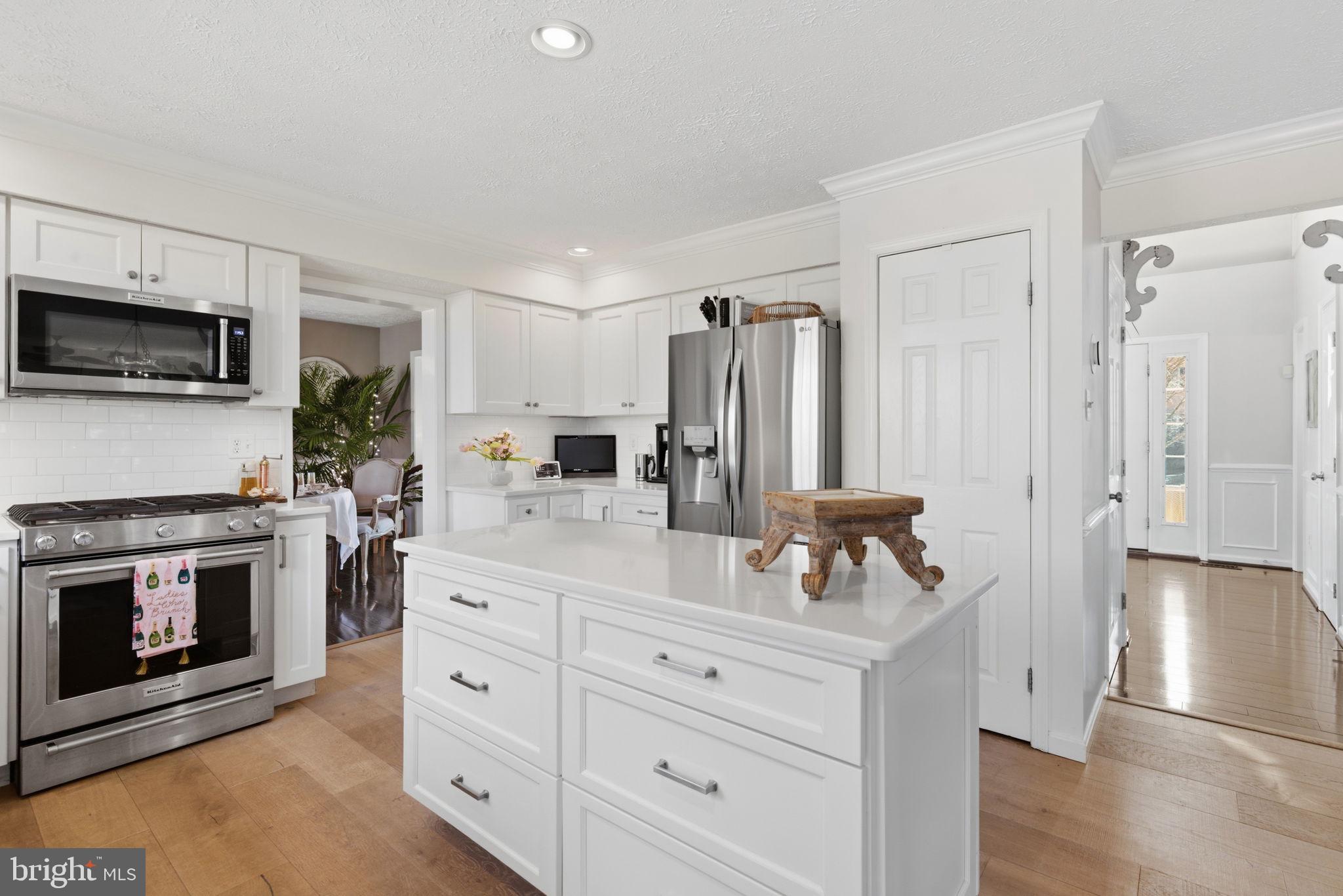 KINGS CHARTER - Residential