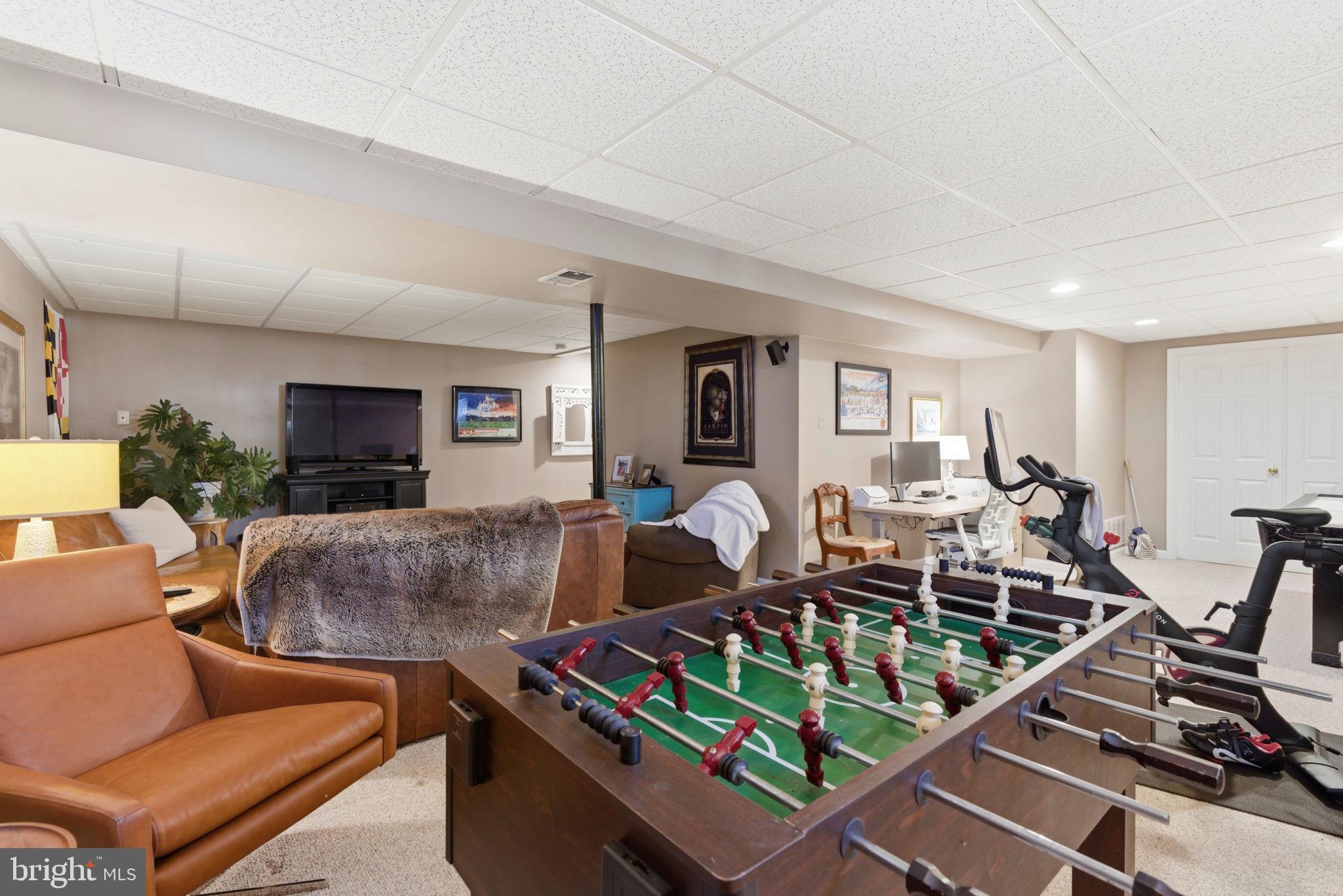 KINGS CHARTER - Residential