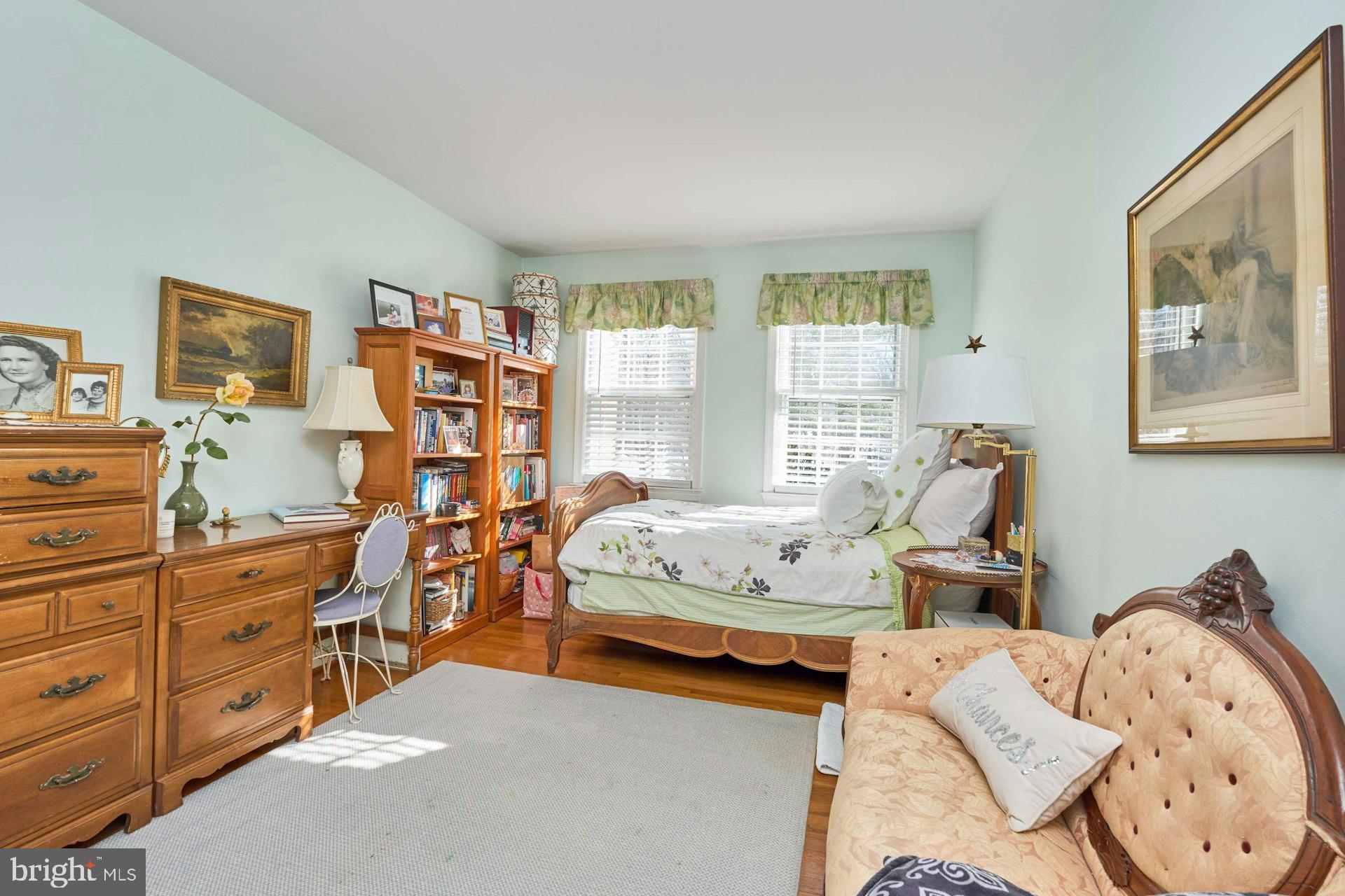 CHEVY CHASE - Residential