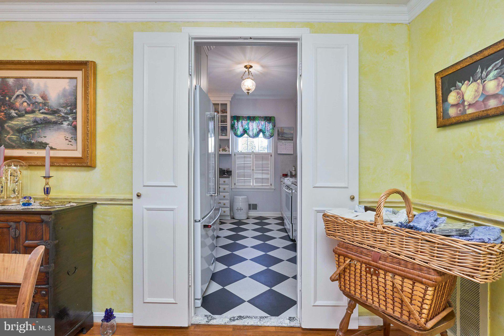 CHEVY CHASE - Residential