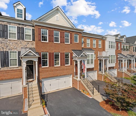 Photo of 20699 Erskine Terrace, ASHBURN, VA 20147 (MLS # VALO2131466)