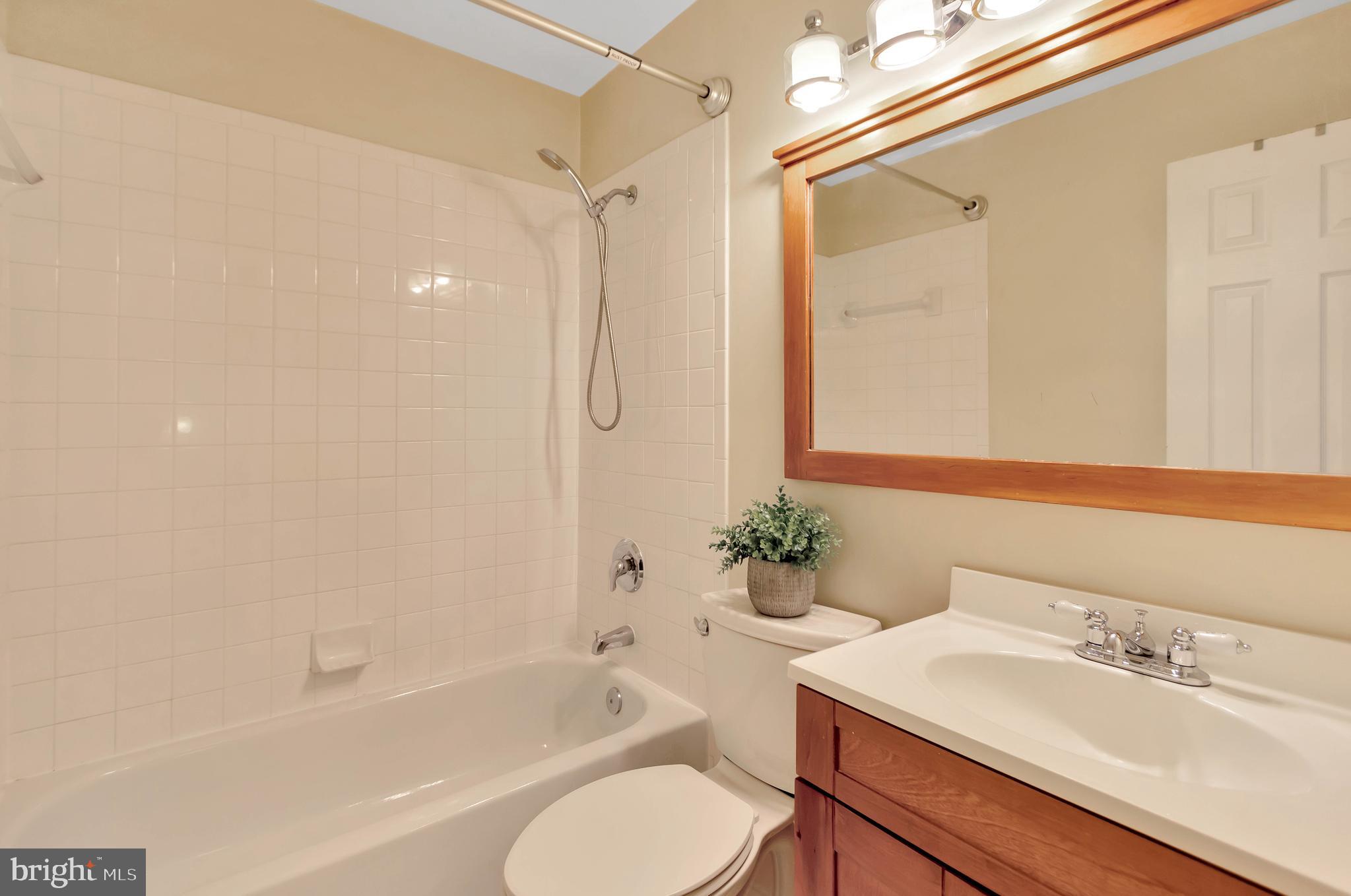 THE VILLAGE PARK - Residential