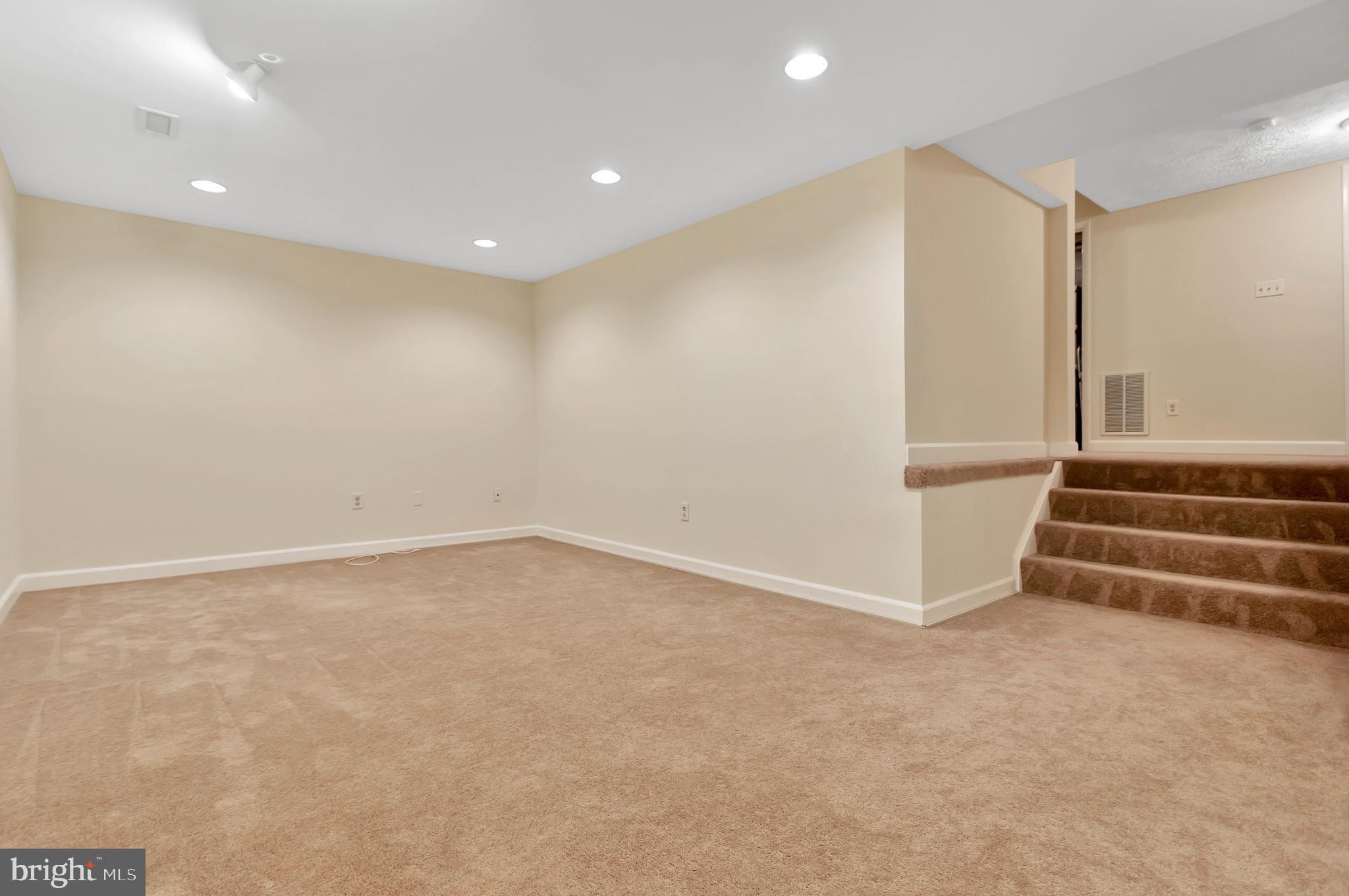 THE VILLAGE PARK - Residential