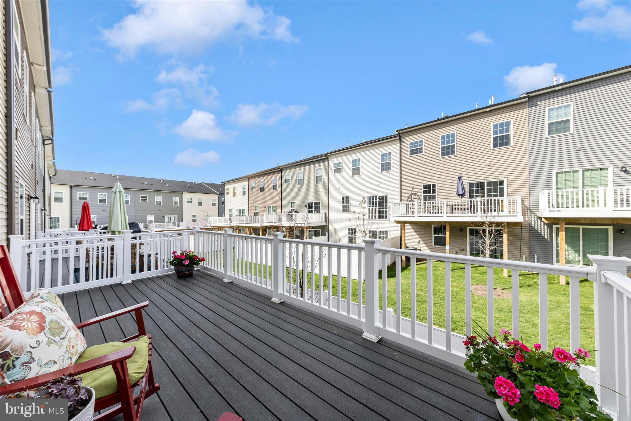 BELLE AIR TOWNHOMES - Residential