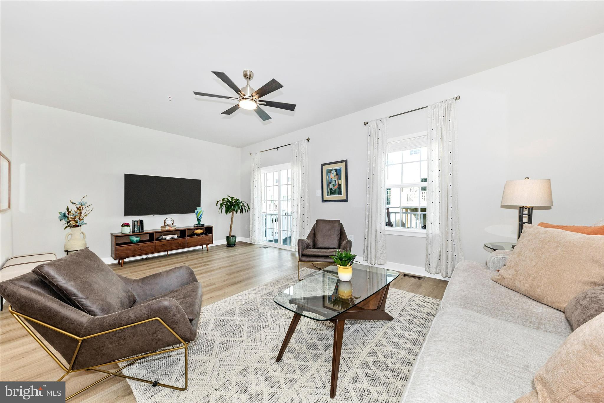 BELLE AIR TOWNHOMES - Residential