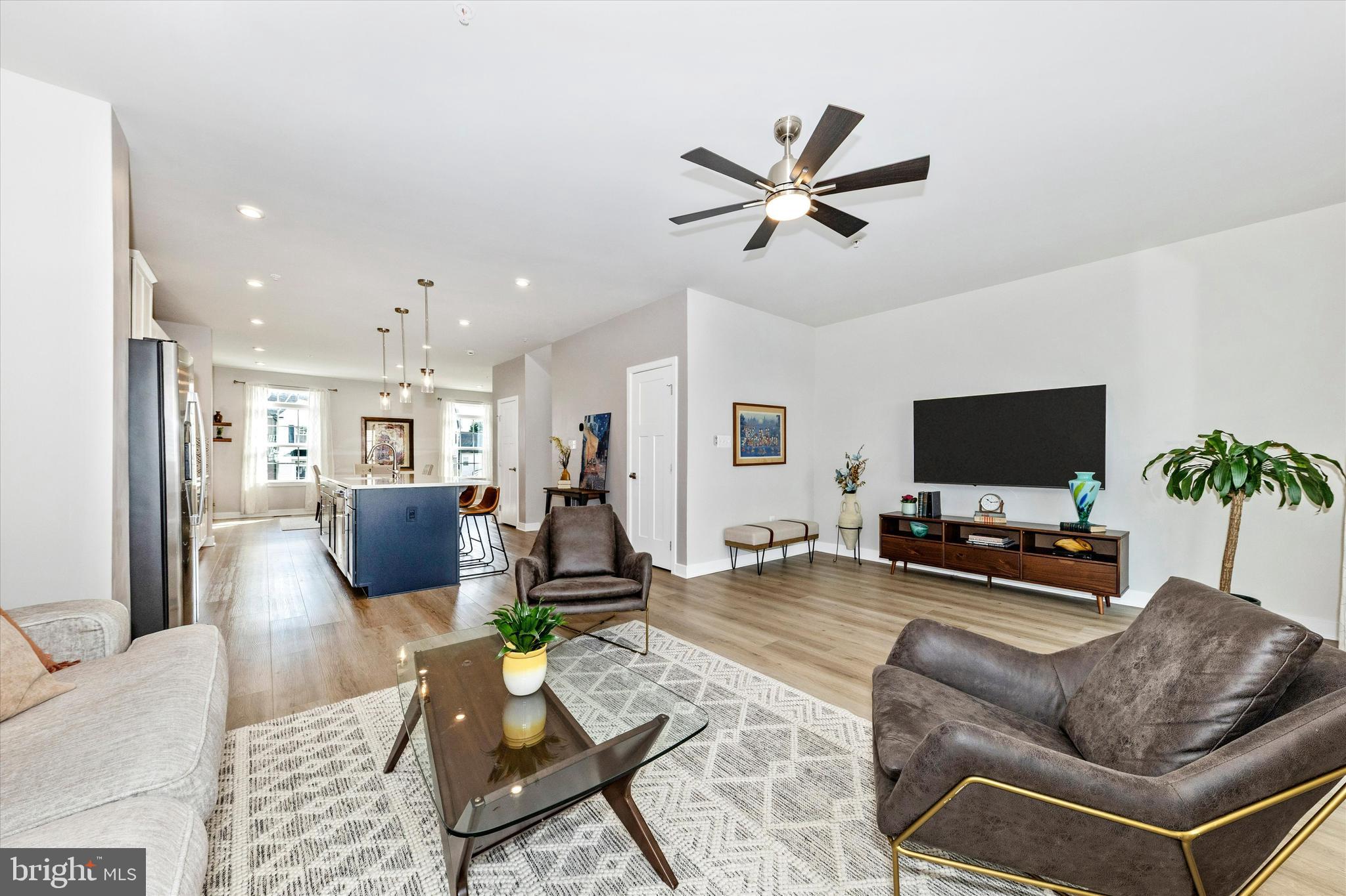 BELLE AIR TOWNHOMES - Residential