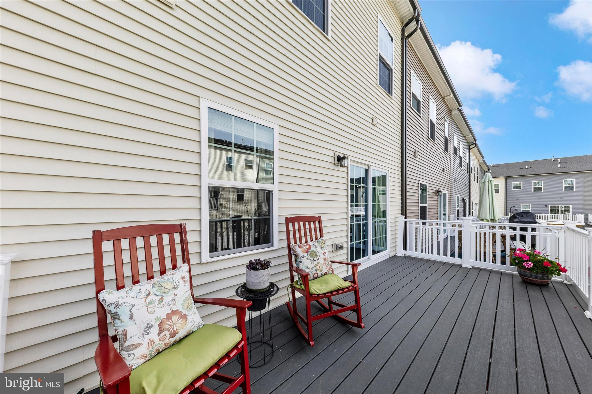 BELLE AIR TOWNHOMES - Residential