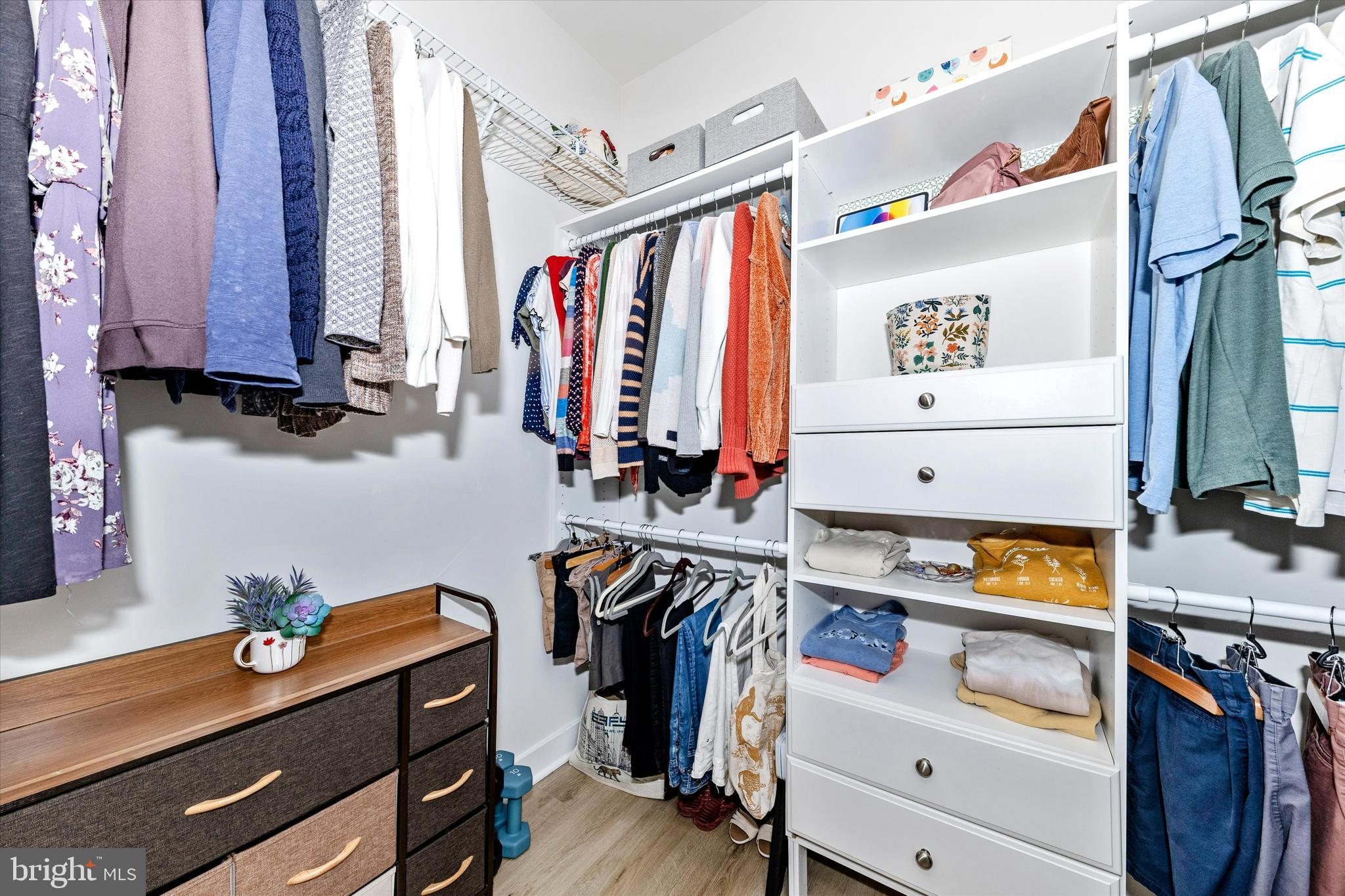 BELLE AIR TOWNHOMES - Residential