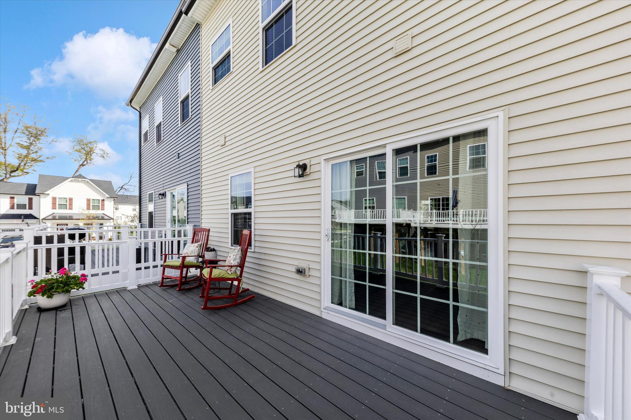 BELLE AIR TOWNHOMES - Residential