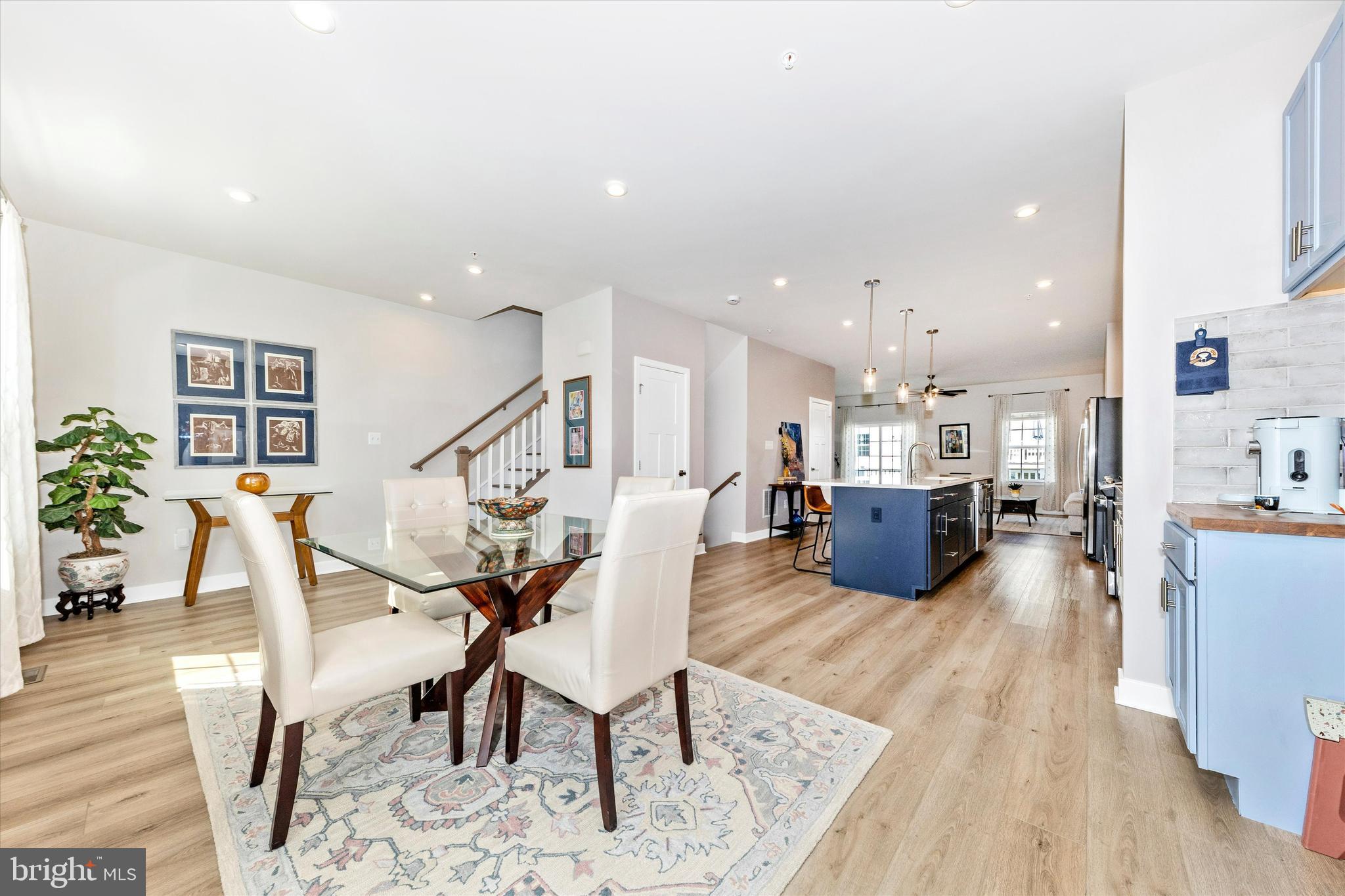 BELLE AIR TOWNHOMES - Residential