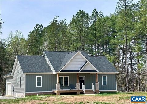 Photo of 2915 Crewsville Rd, BUMPASS, VA 23024 (MLS # 675186)