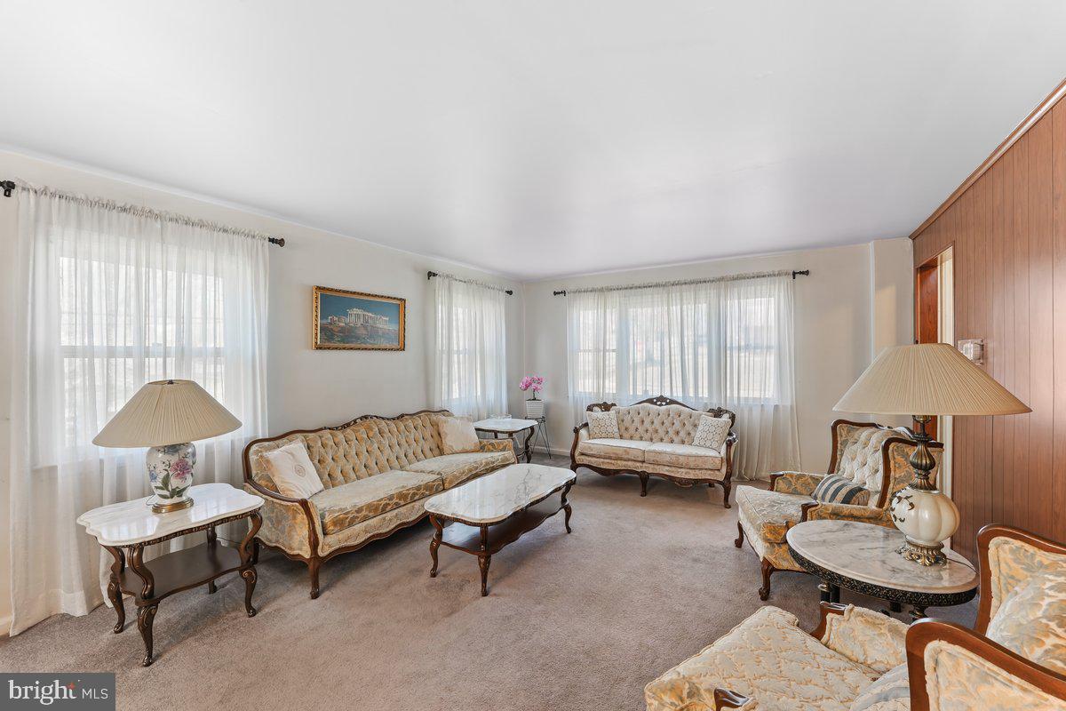 ARONIMINK - Residential