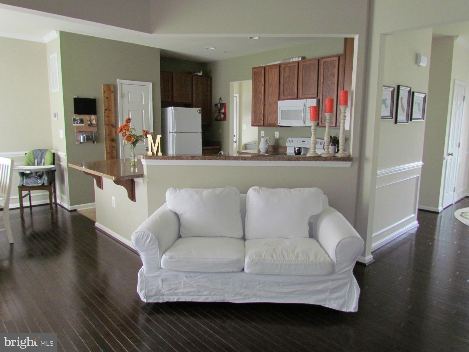 ELIZABETH HILLS PHASE 1 - Residential Lease