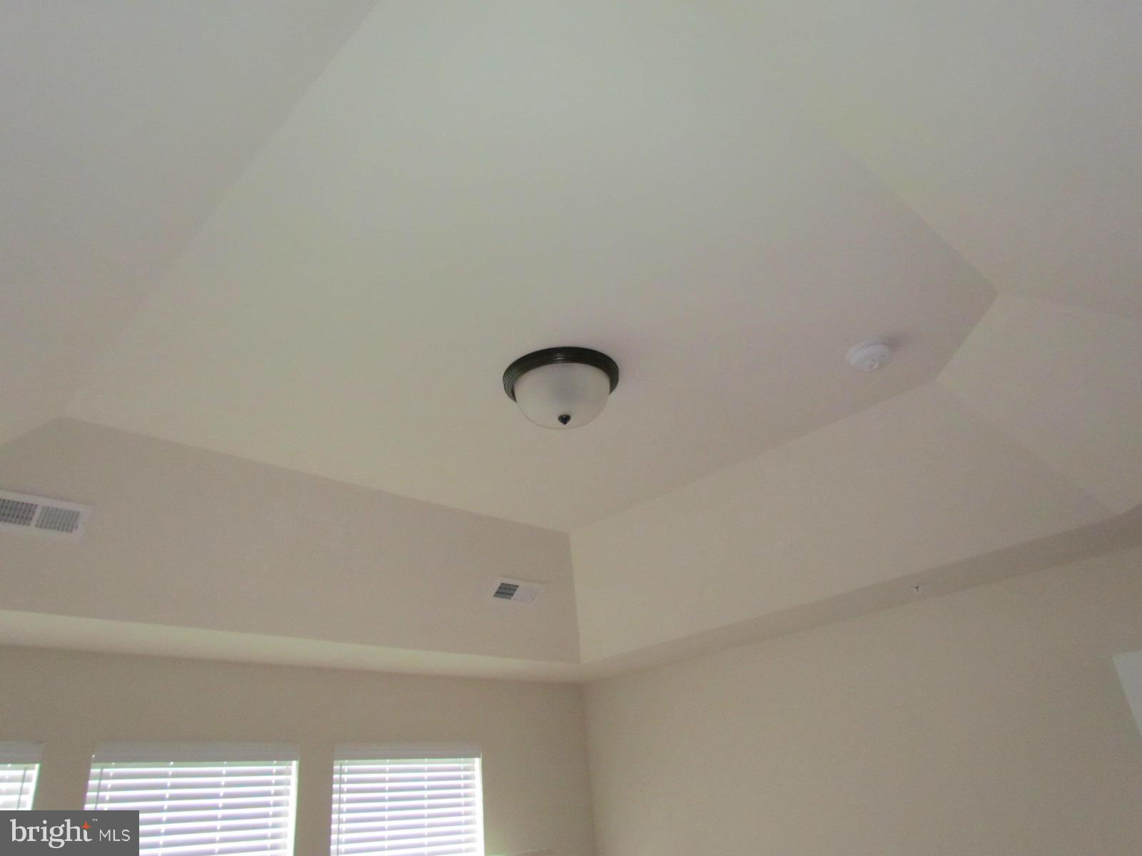 ELIZABETH HILLS PHASE 1 - Residential Lease