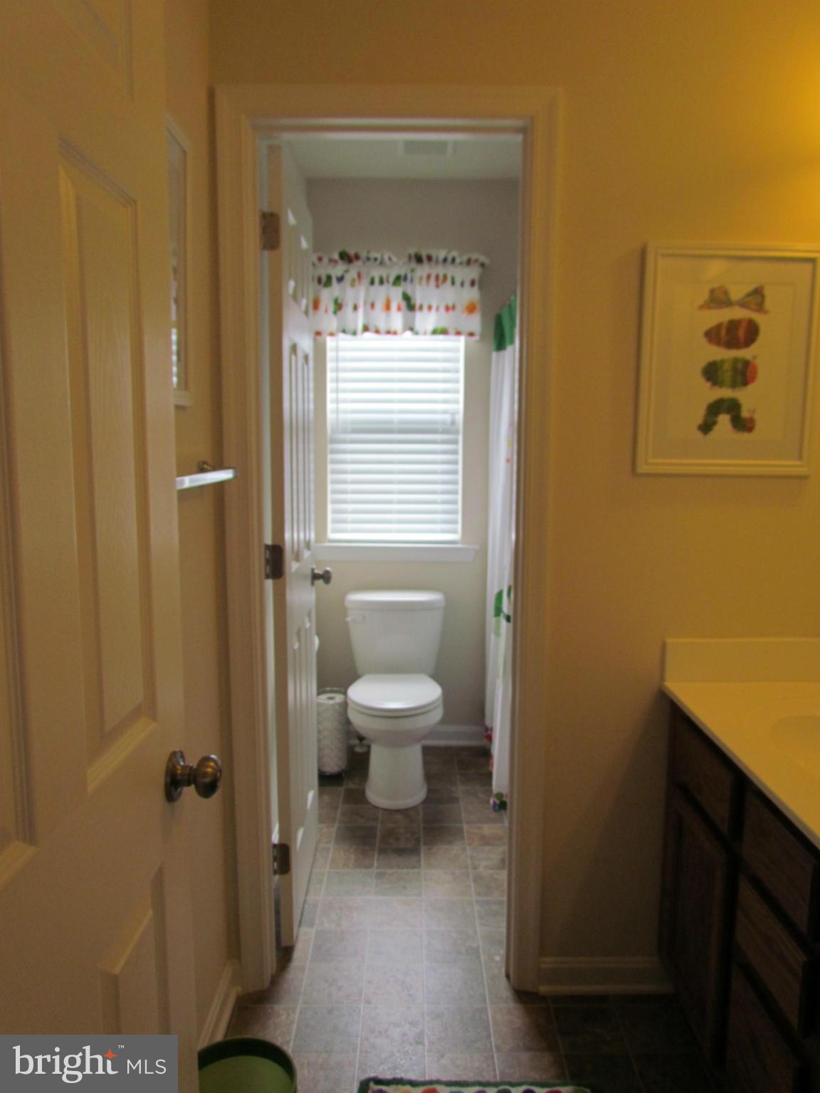 ELIZABETH HILLS PHASE 1 - Residential Lease