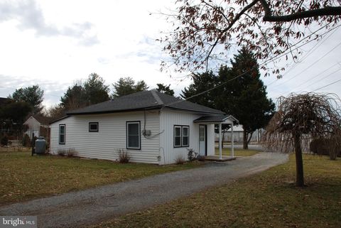 302 W RAILROAD AVENUE RIDGELY MD 21660