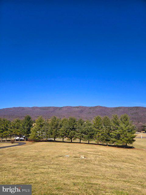 8284 BACK ROAD