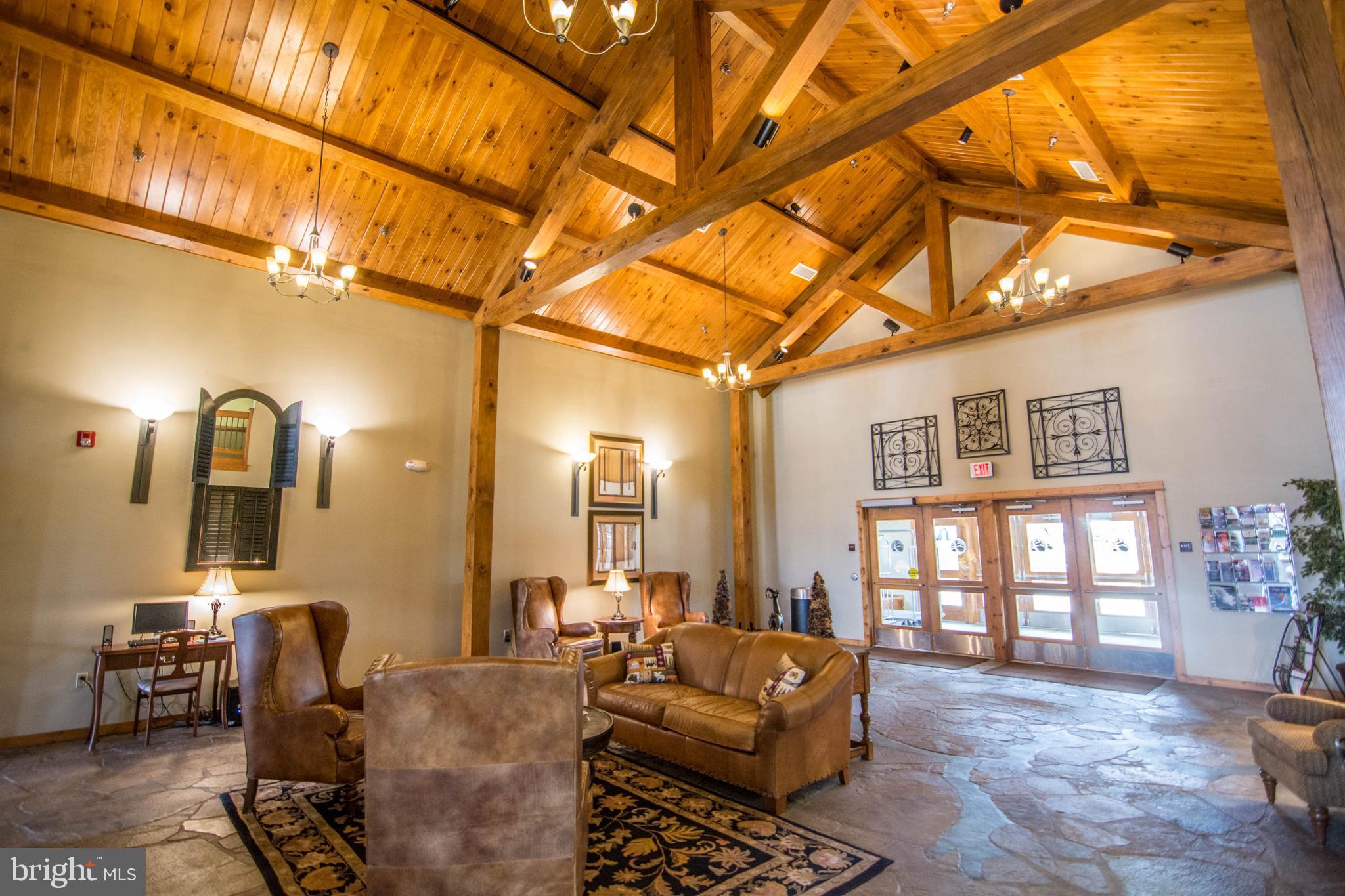 SILVER TREE SUITES - Residential