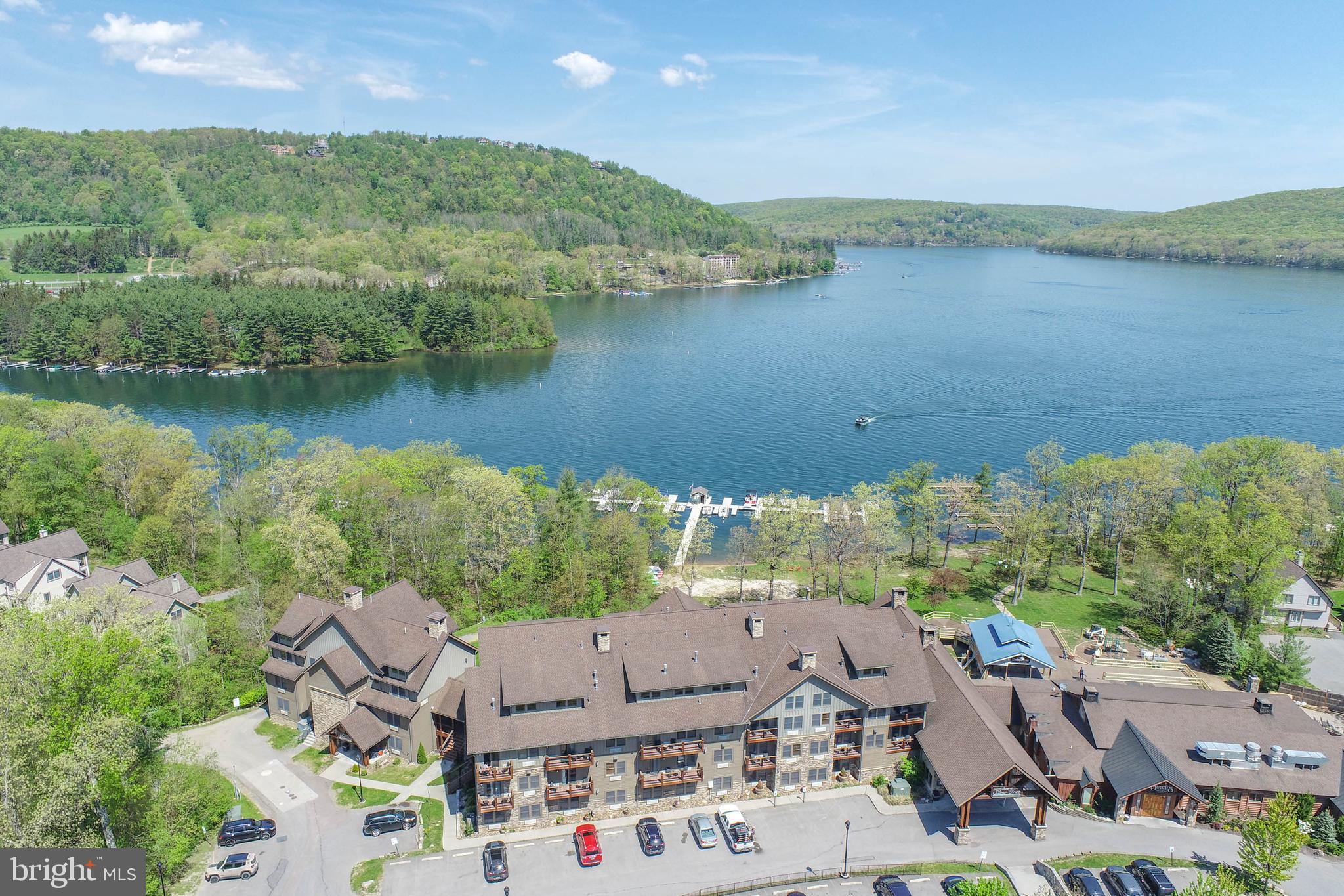 SILVER TREE SUITES - Residential