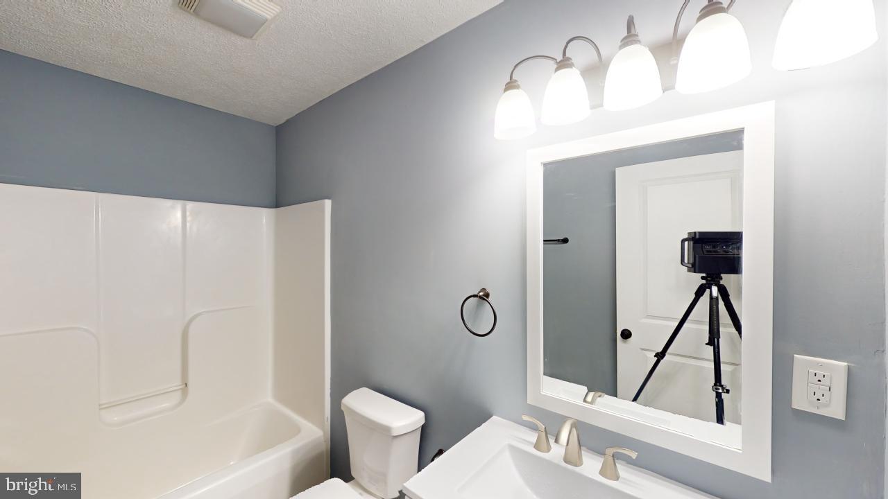 ORCHARD HILL ESTATES - Residential