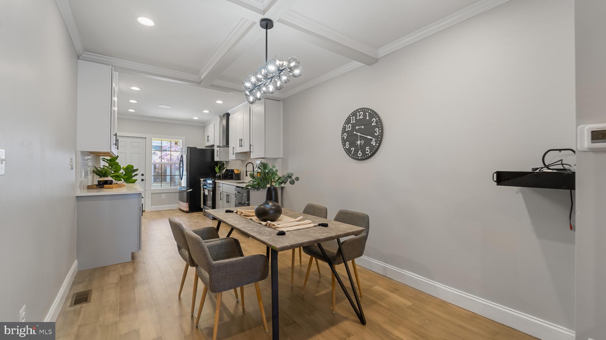 LOCUST POINT - Residential