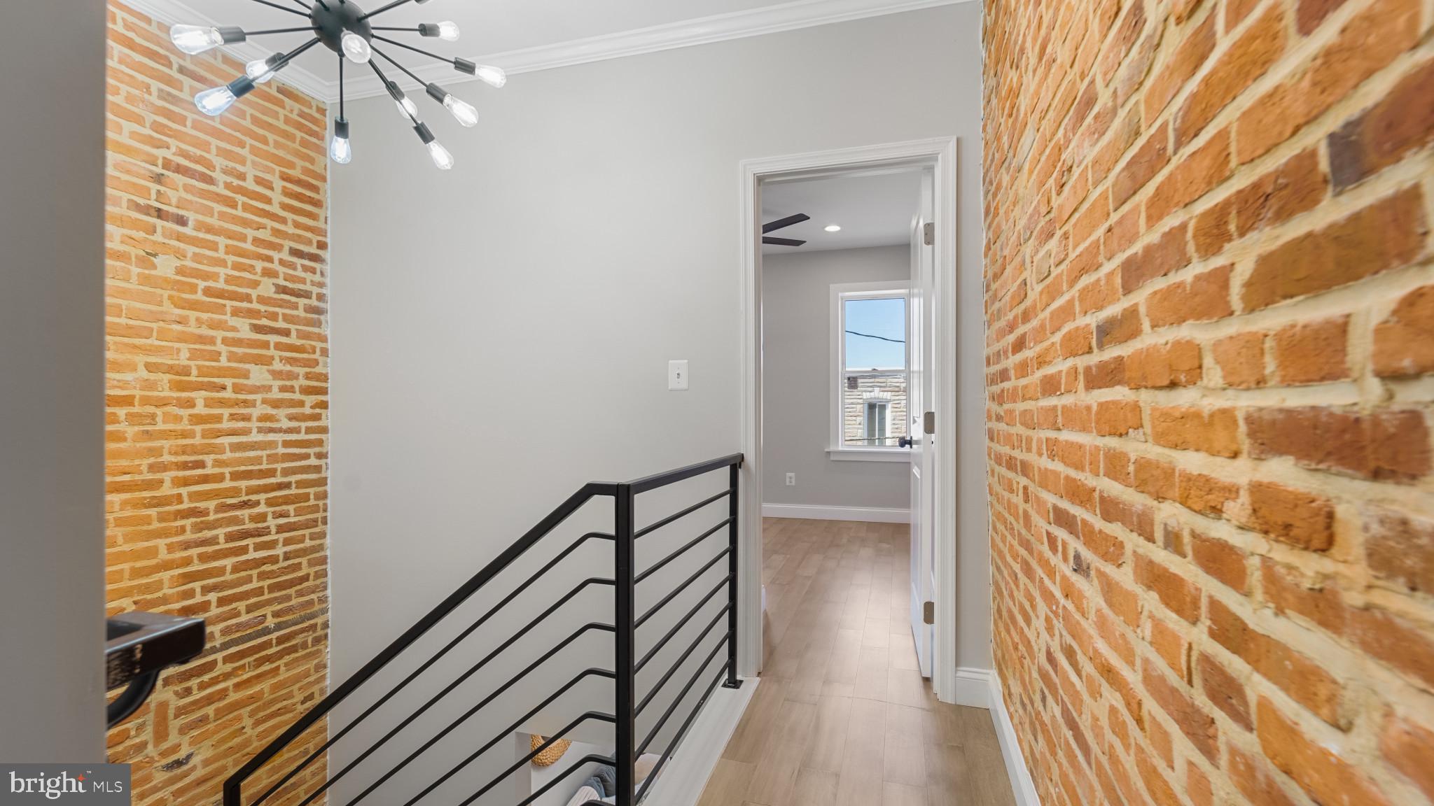 LOCUST POINT - Residential