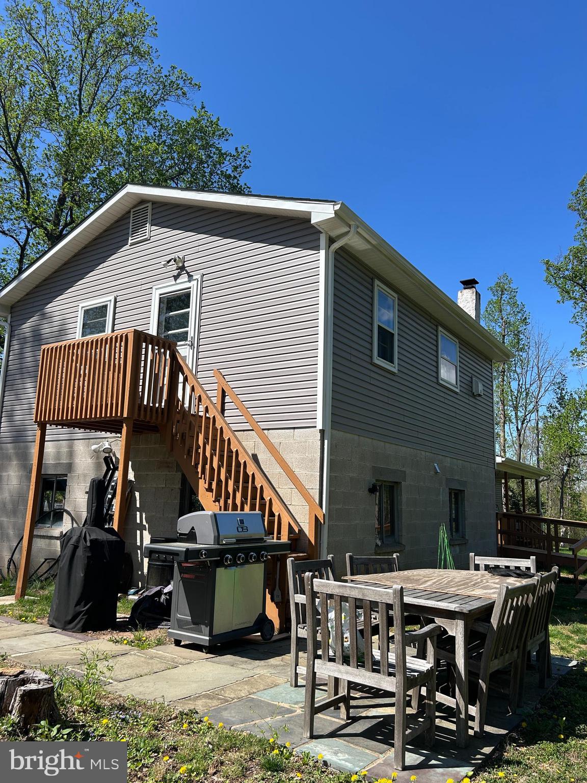 000 - Residential Lease