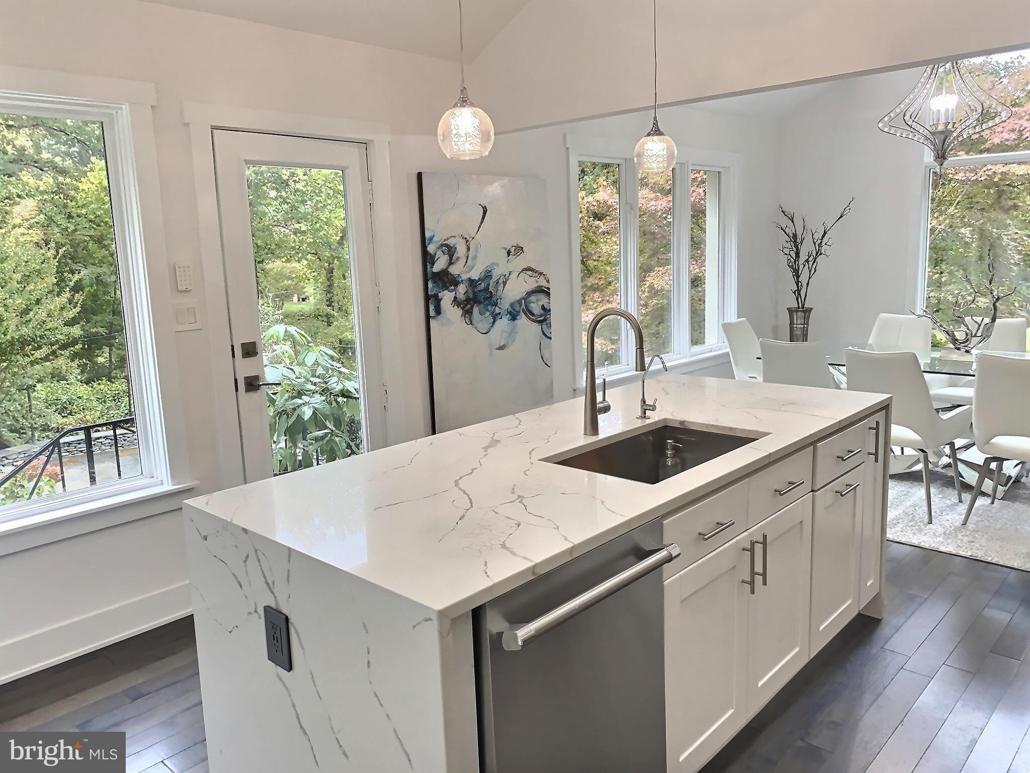 POTOMAC OUTSIDE - Residential