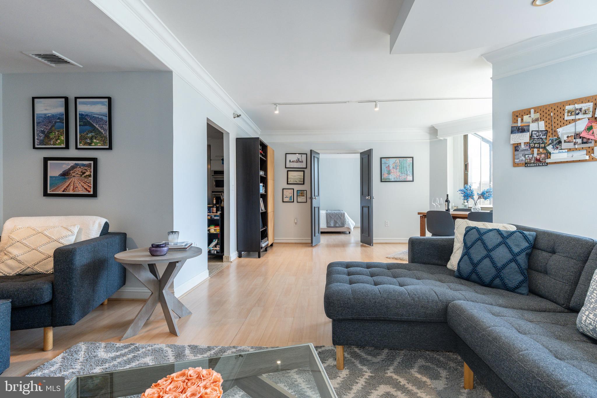 RITTENHOUSE SQUARE - Residential