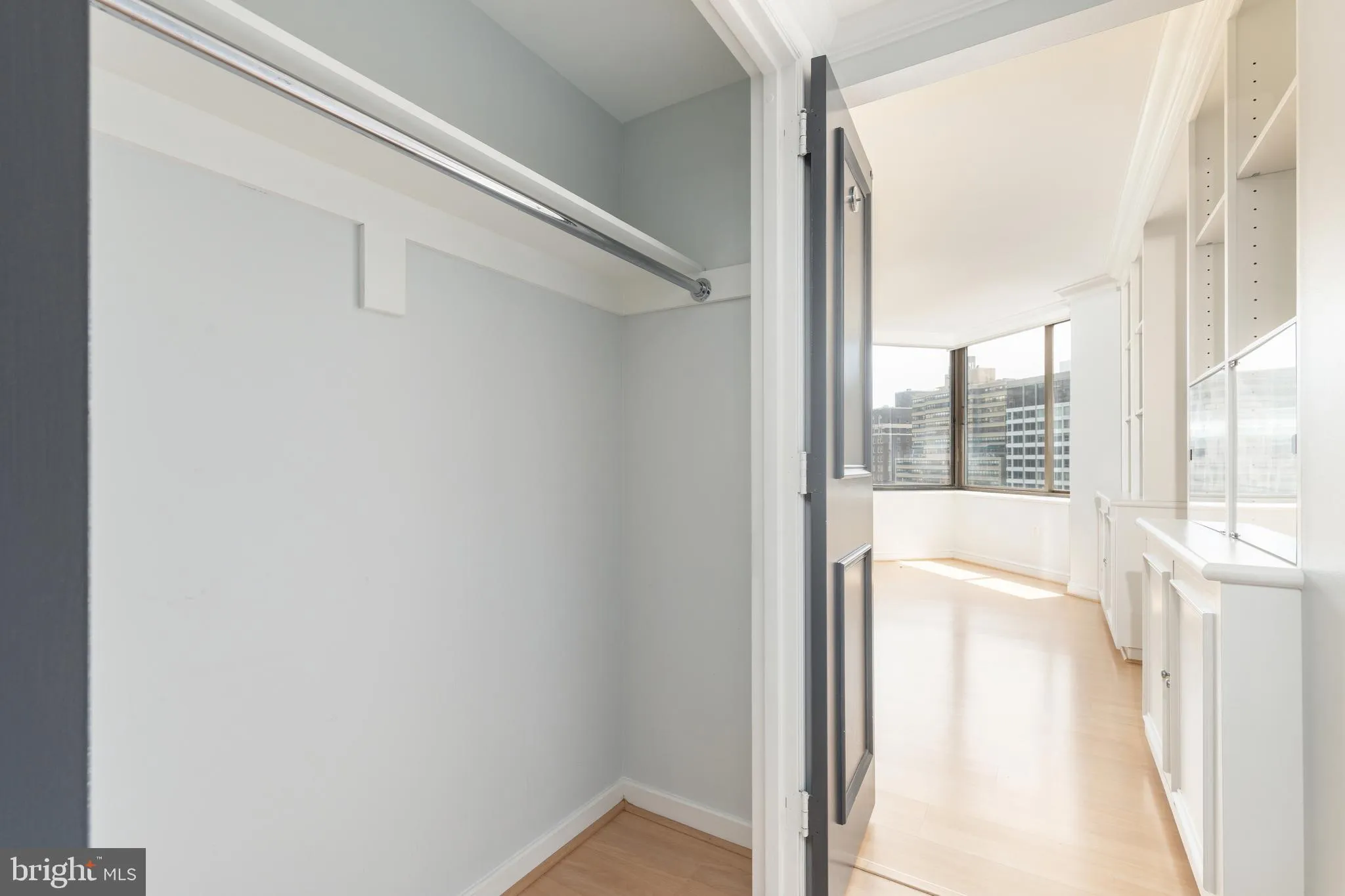 Philadelphia, Pennsylvania 19103, United States, 2 Bedrooms Bedrooms, ,3 BathroomsBathrooms,Residential,Active,174376