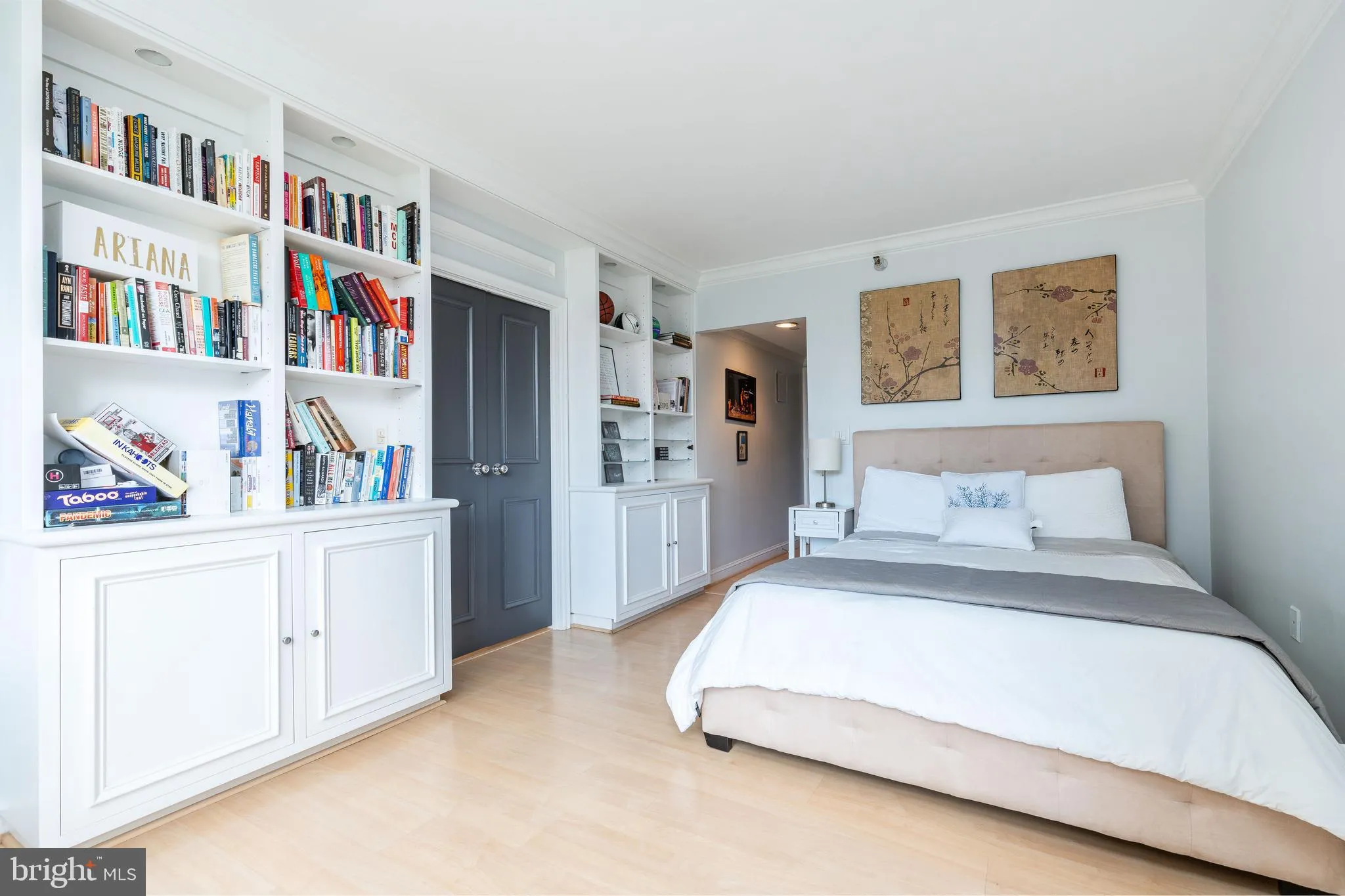 Philadelphia, Pennsylvania 19103, United States, 2 Bedrooms Bedrooms, ,3 BathroomsBathrooms,Residential,Active,174376