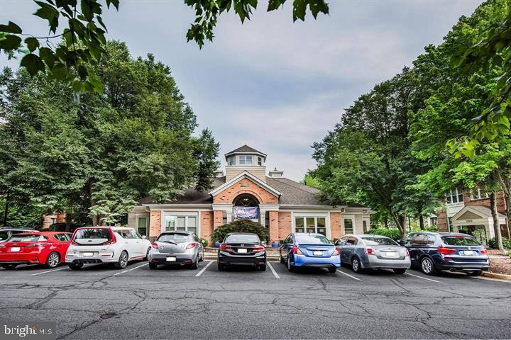 WORLDGATE CONDO - Residential