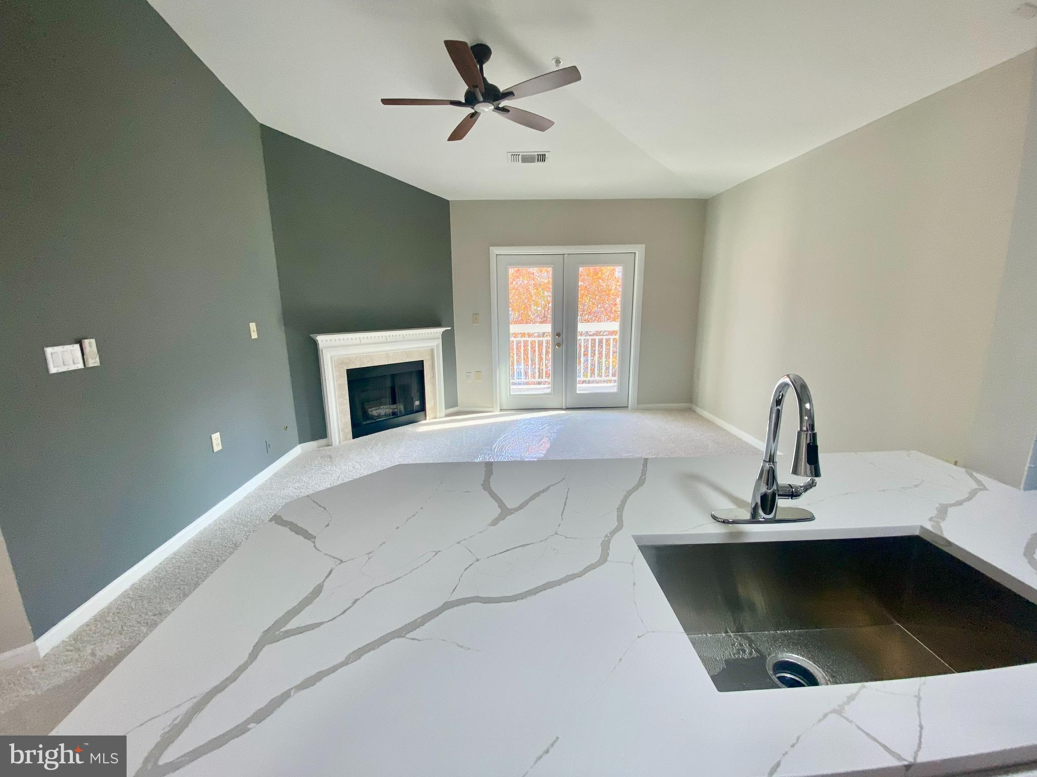 WORLDGATE CONDO - Residential